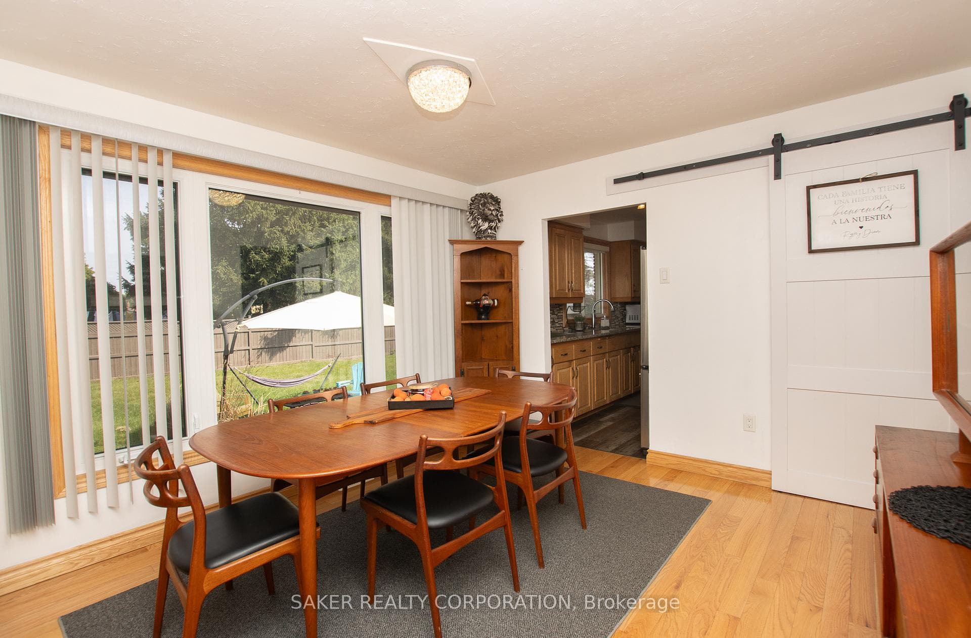 61 Delaware Street photo 15