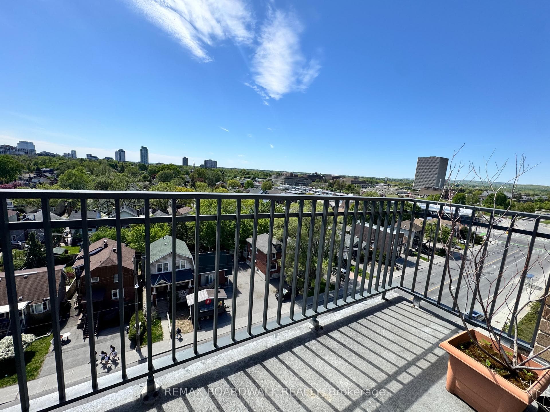 35 HOLLAND Avenue Unit 907 photo 21