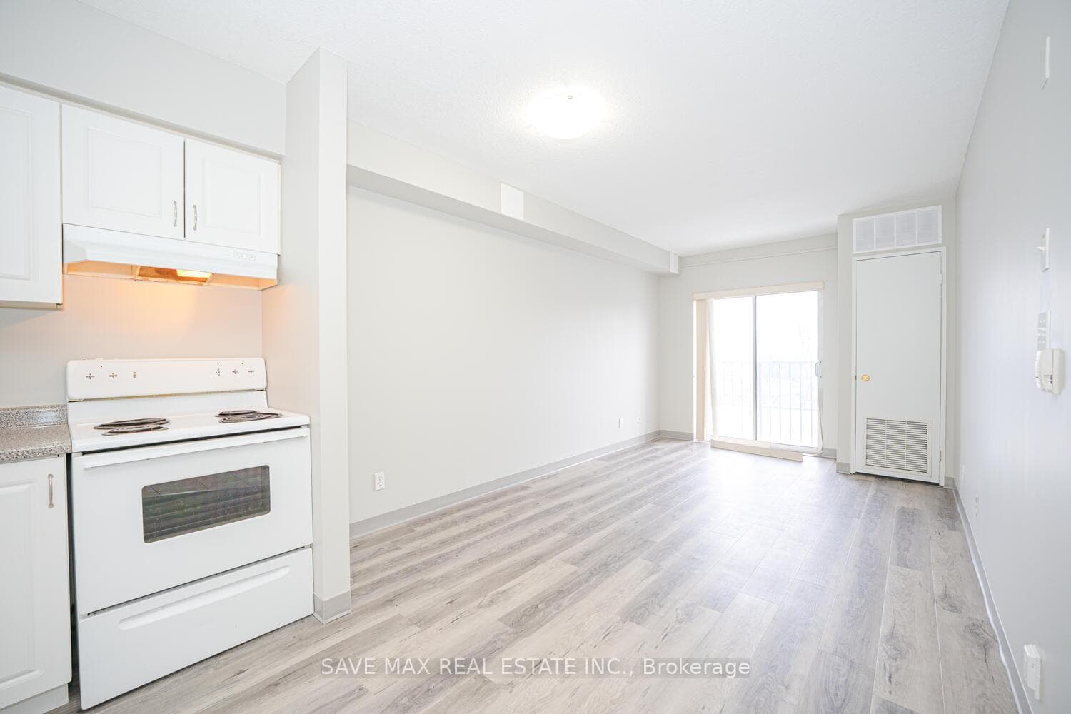 593 Strasburg Road Unit 207 photo 5