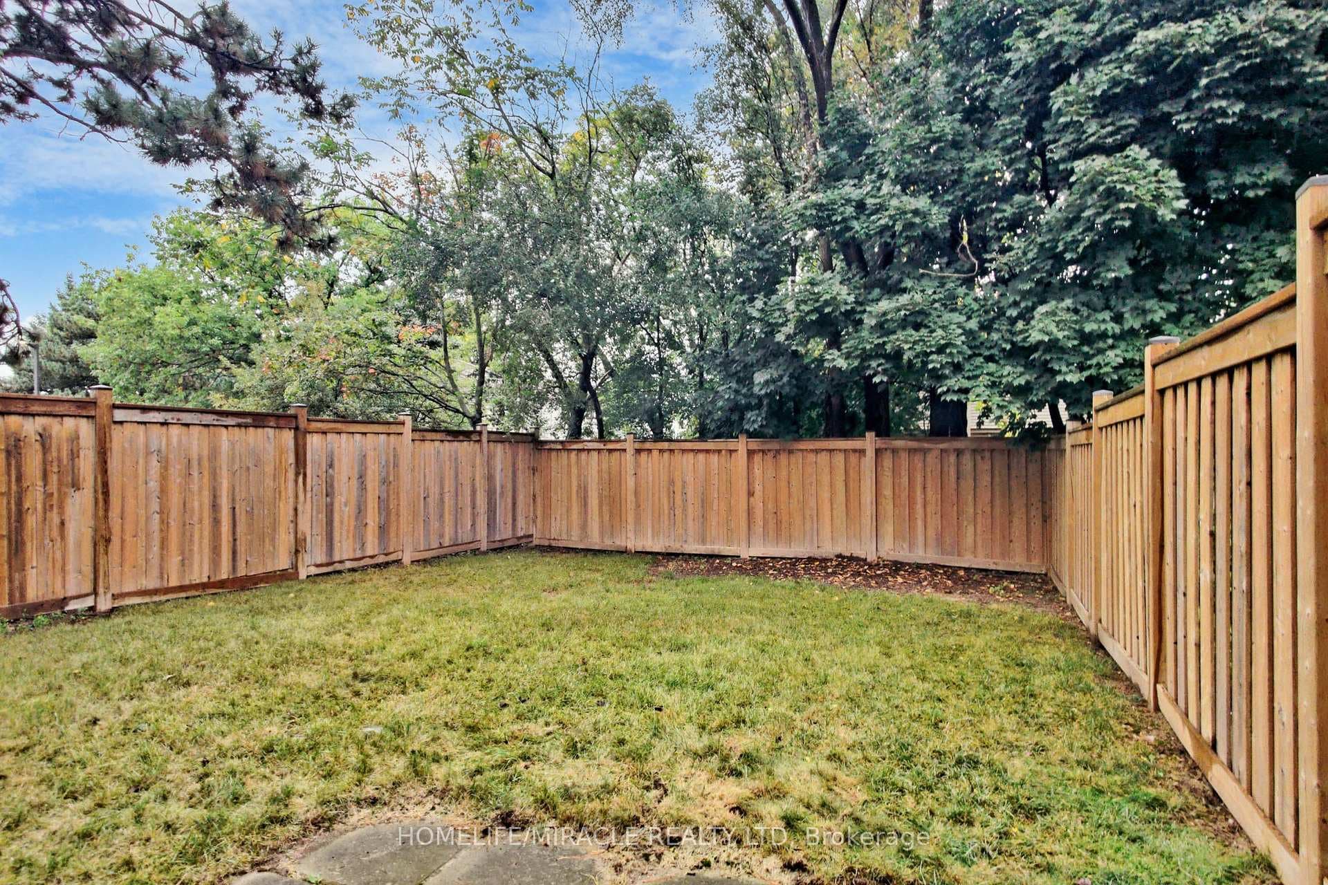 3491 Woodhurst Crescent photo 36