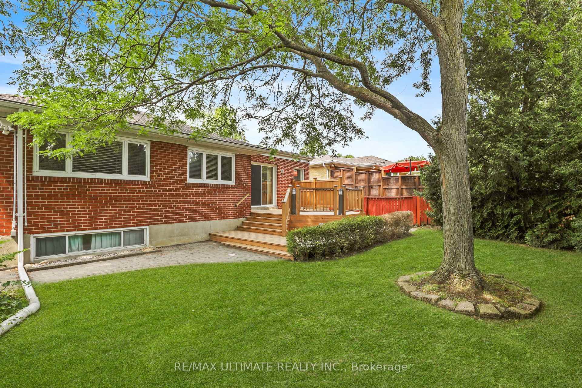121 Elvaston Drive photo 25