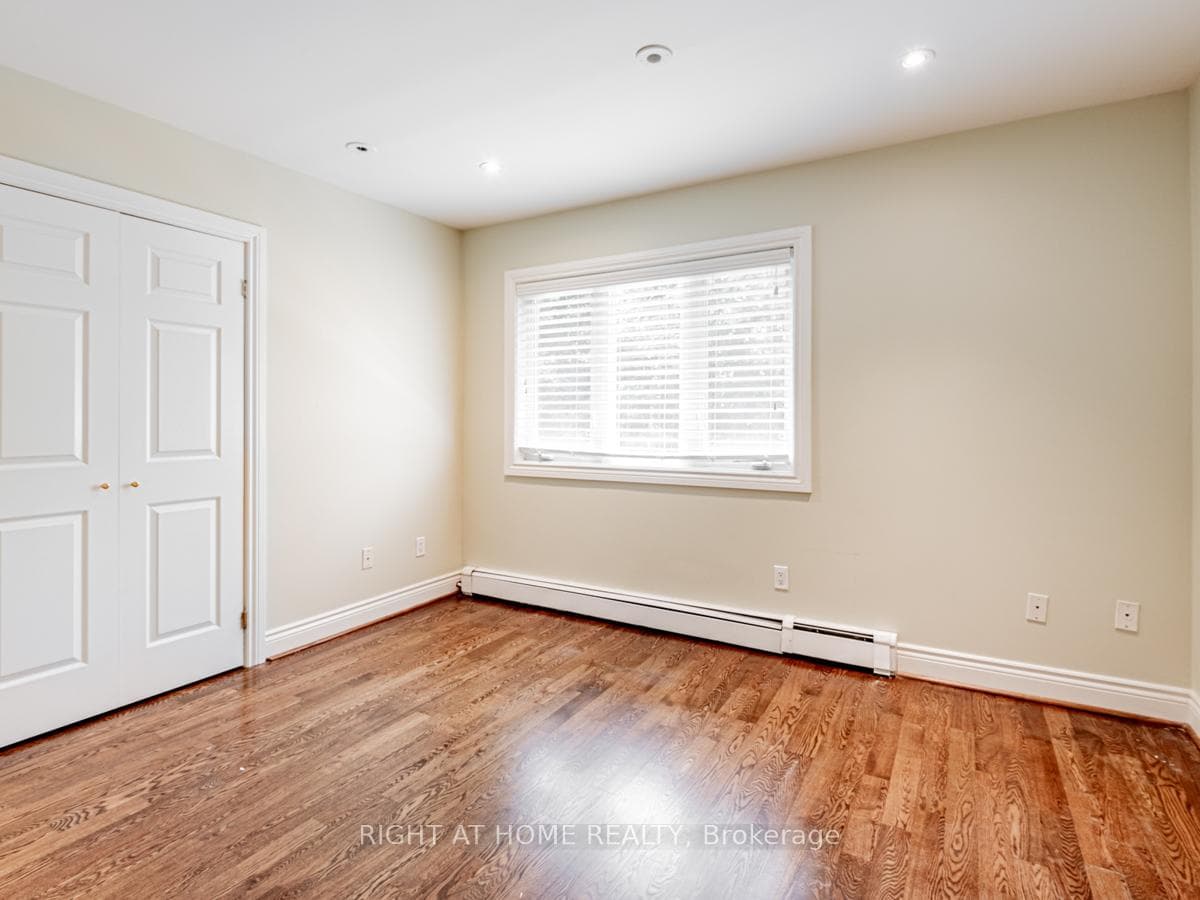 219 Briar Hill Avenue photo 23