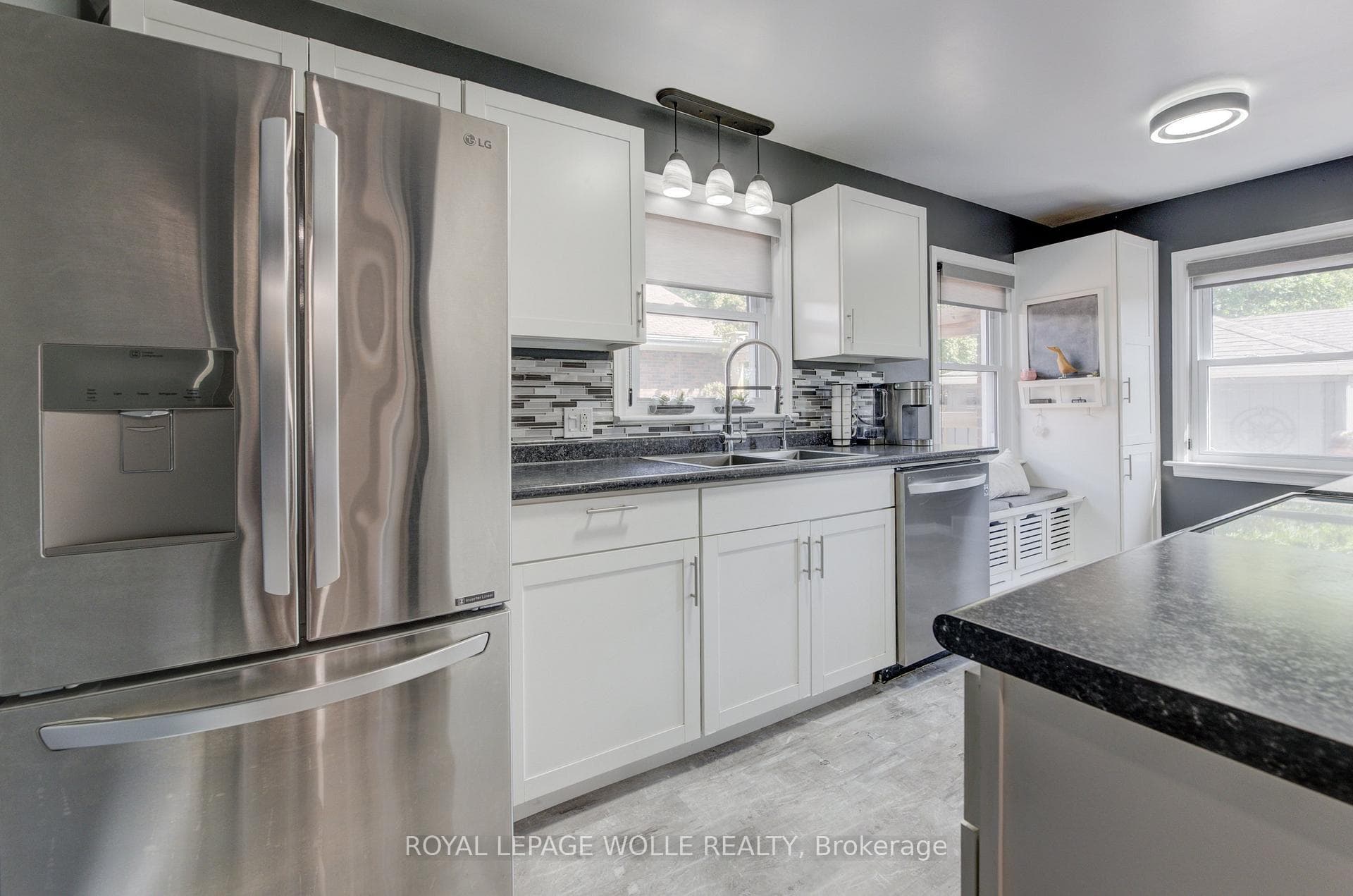 13 Lowell Street photo 10