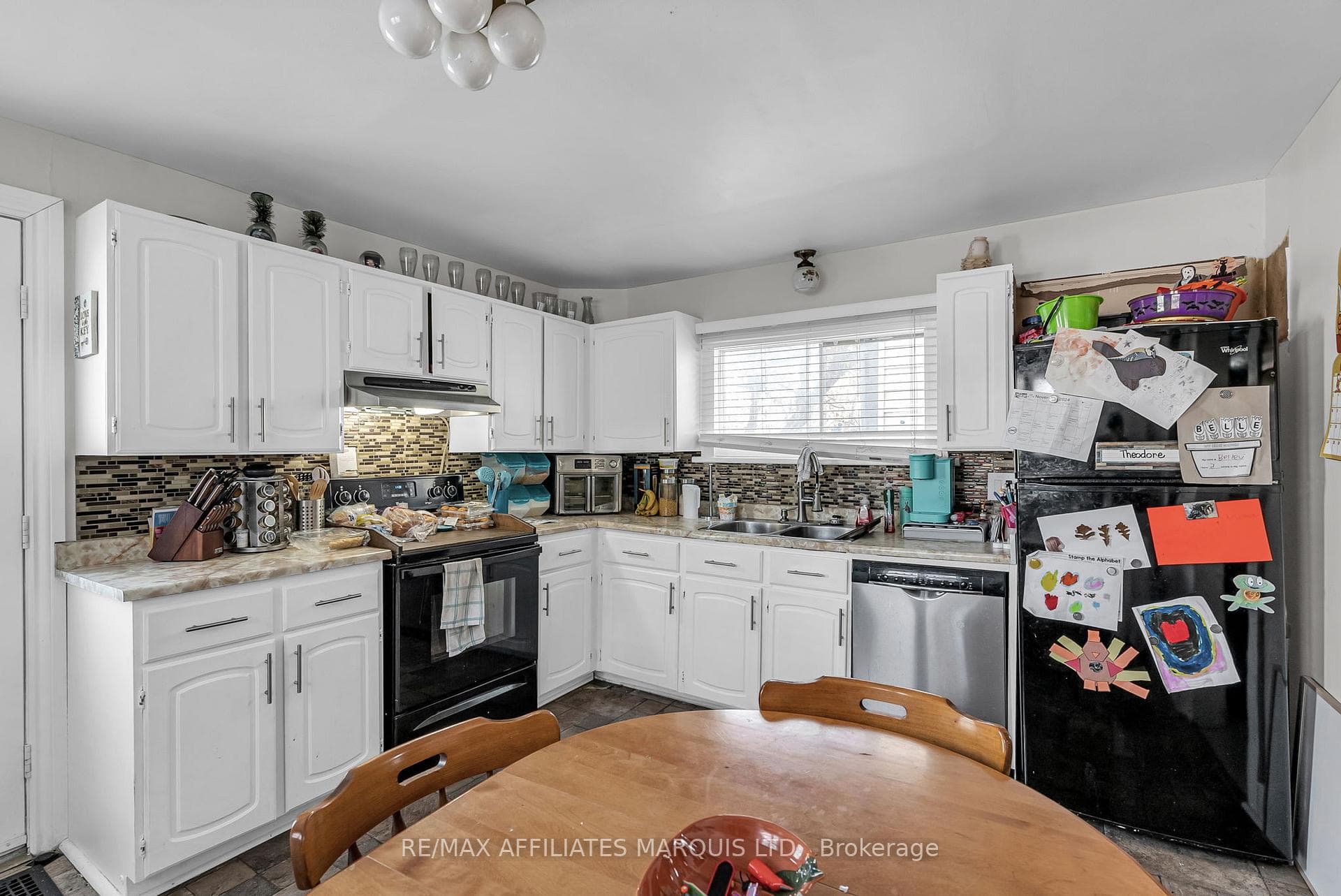 316 Mcconnell Avenue photo 8