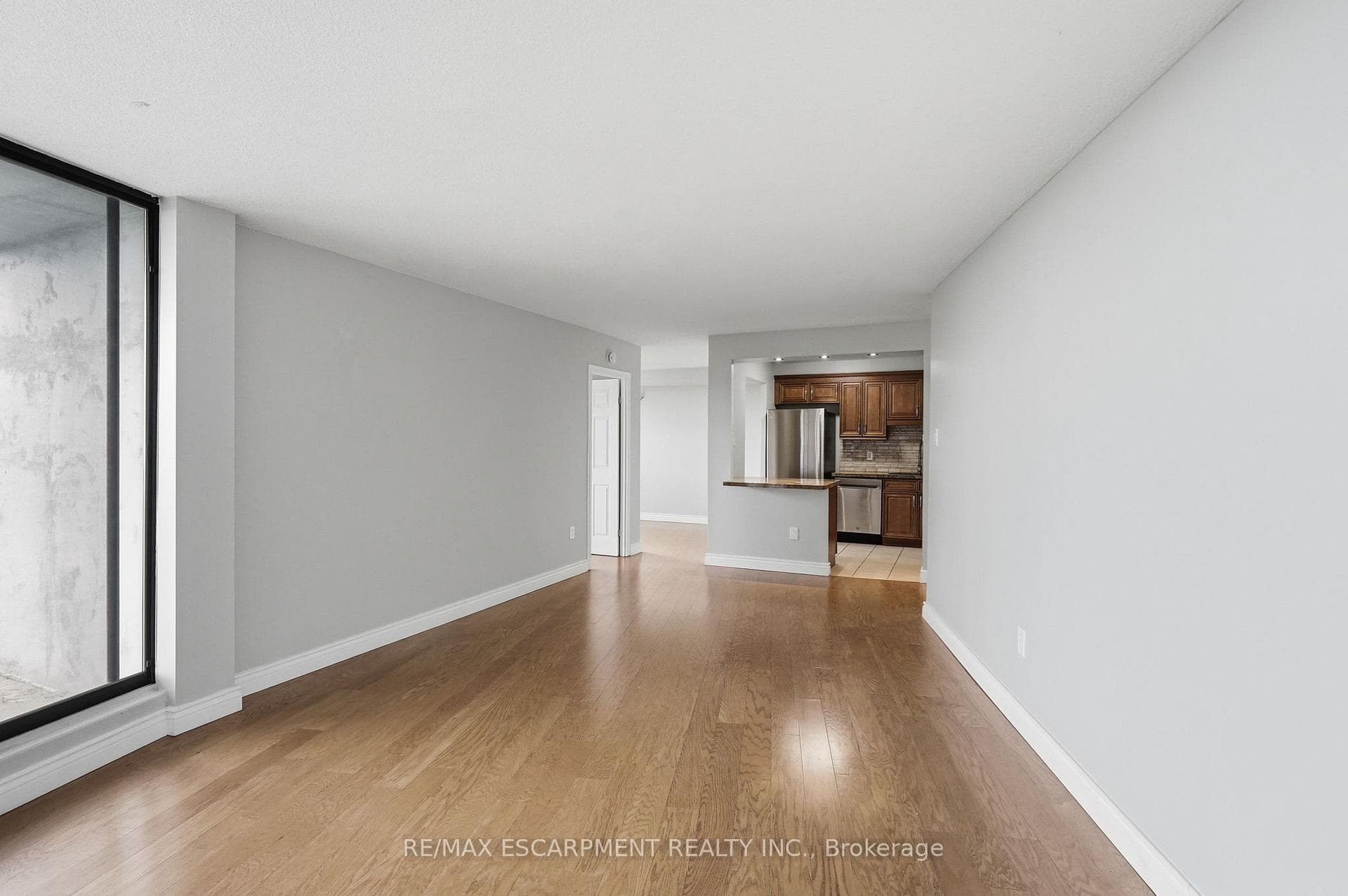 50 MISSISSAUGA VALLEY Boulevard Unit 1516 photo 8