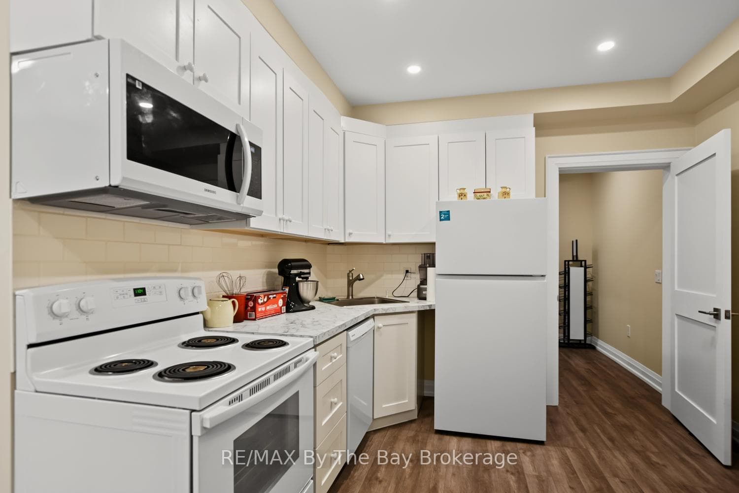 Legal Apartment Area Kitchen