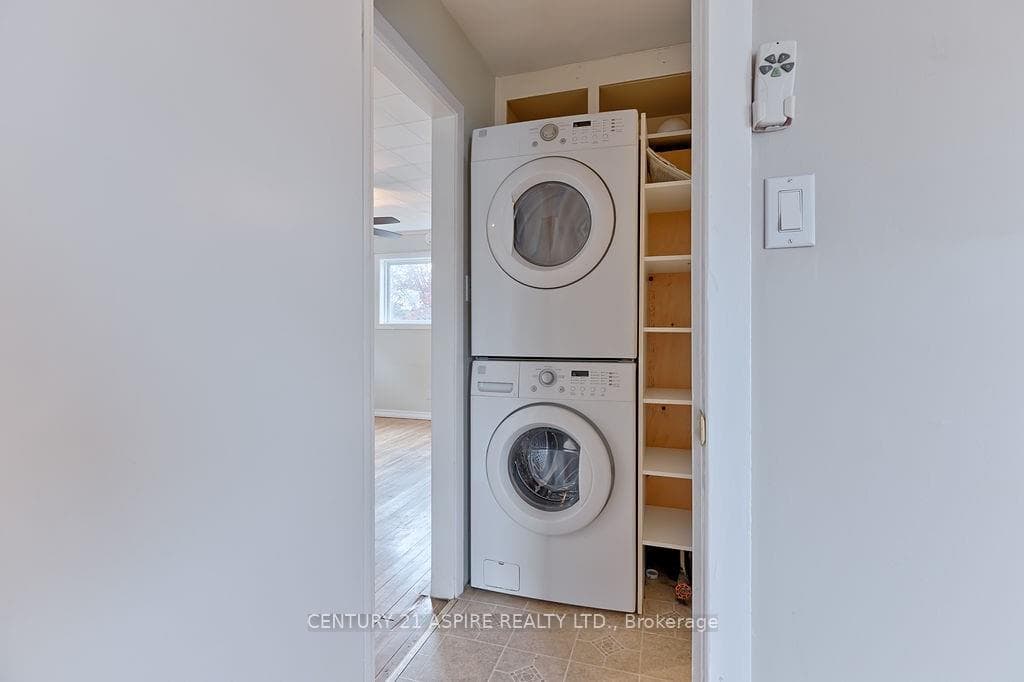 HALLWAY/ LAUNDRY