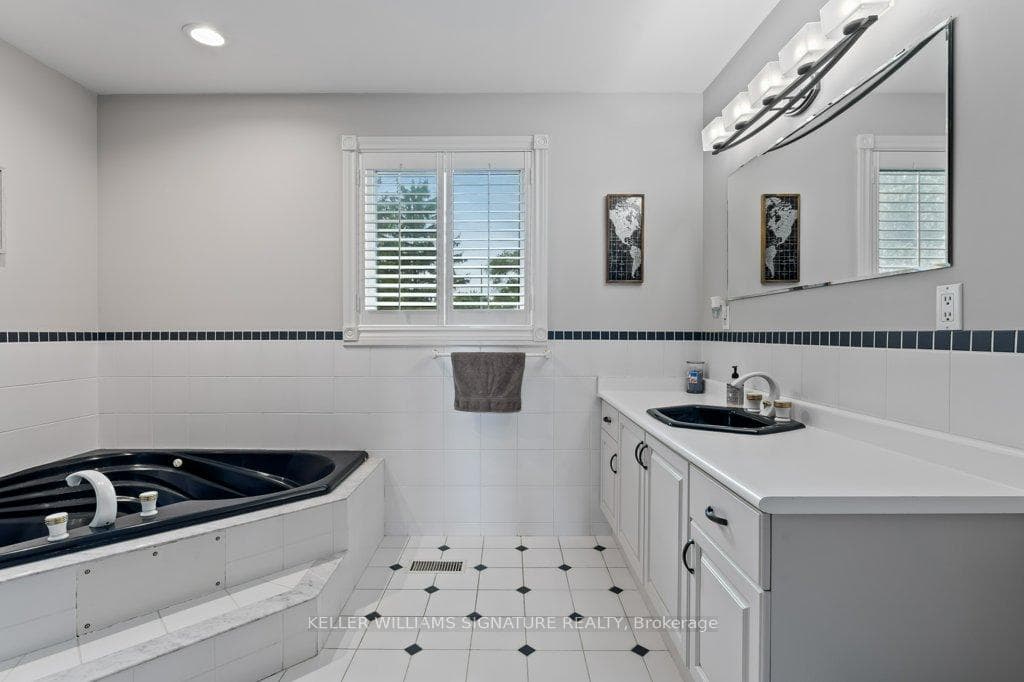 35 Harbottle Court photo 24