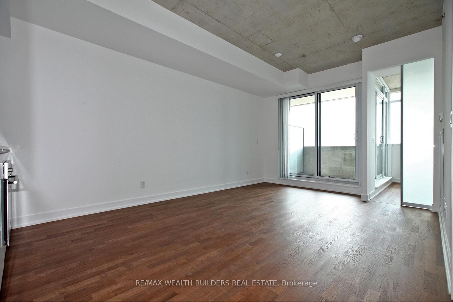 20 Minowan Miikan Lane Unit 621 photo 1