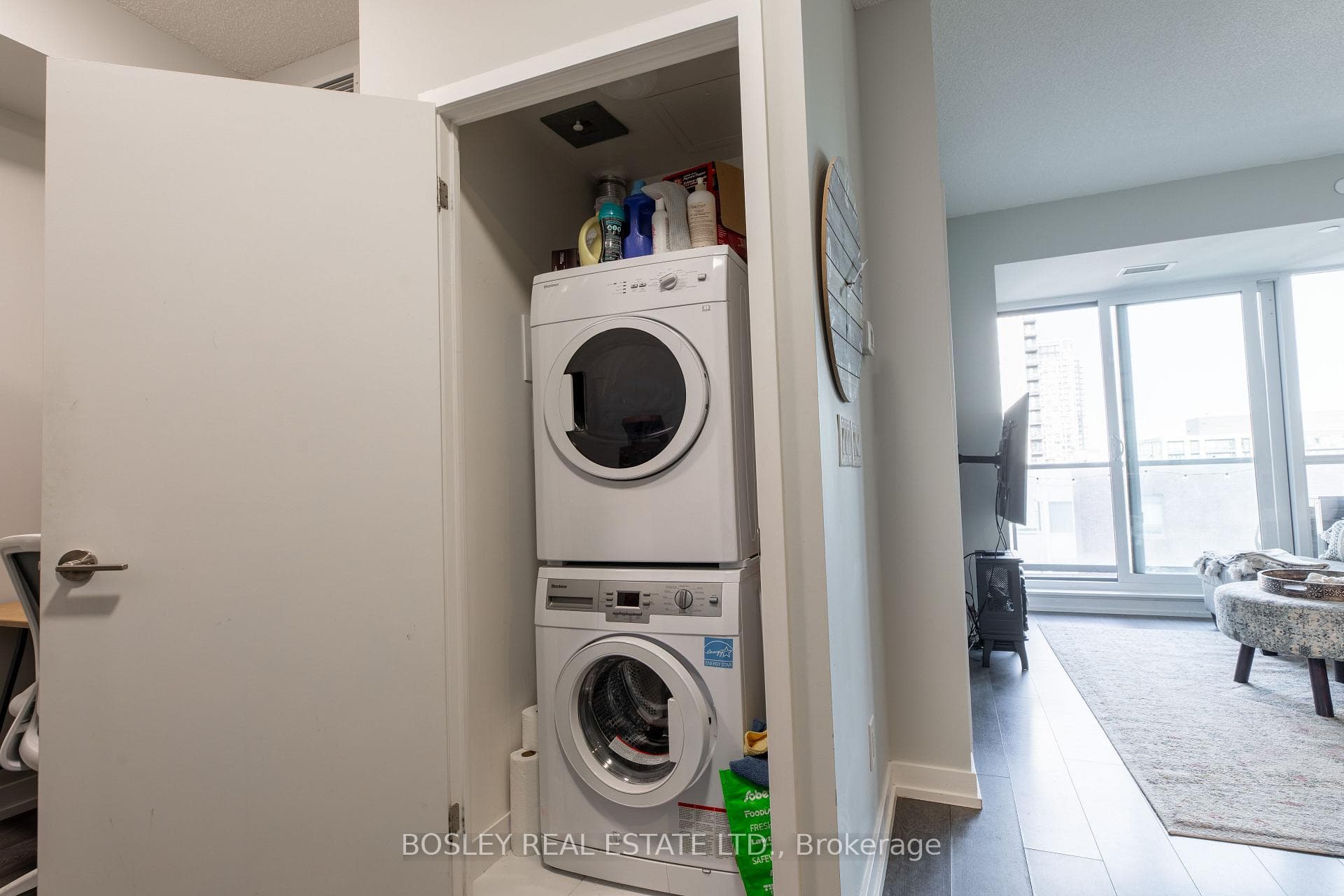 200 Sackville Street Unit 1012 photo 17