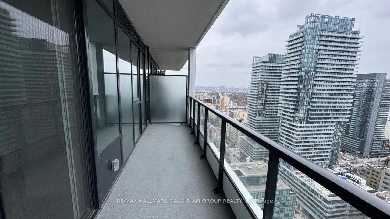 65 Broadway Avenue Unit 2705 photo 29
