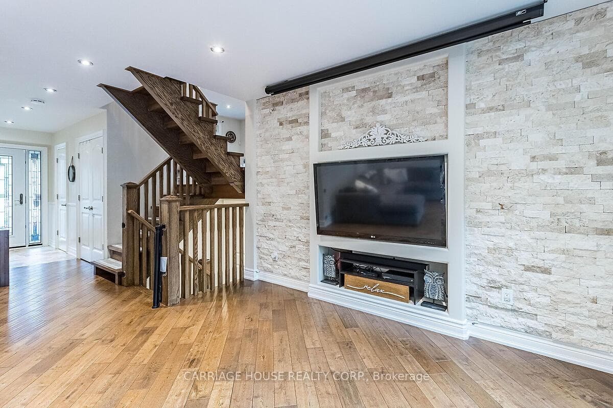17 Terry Court photo 7