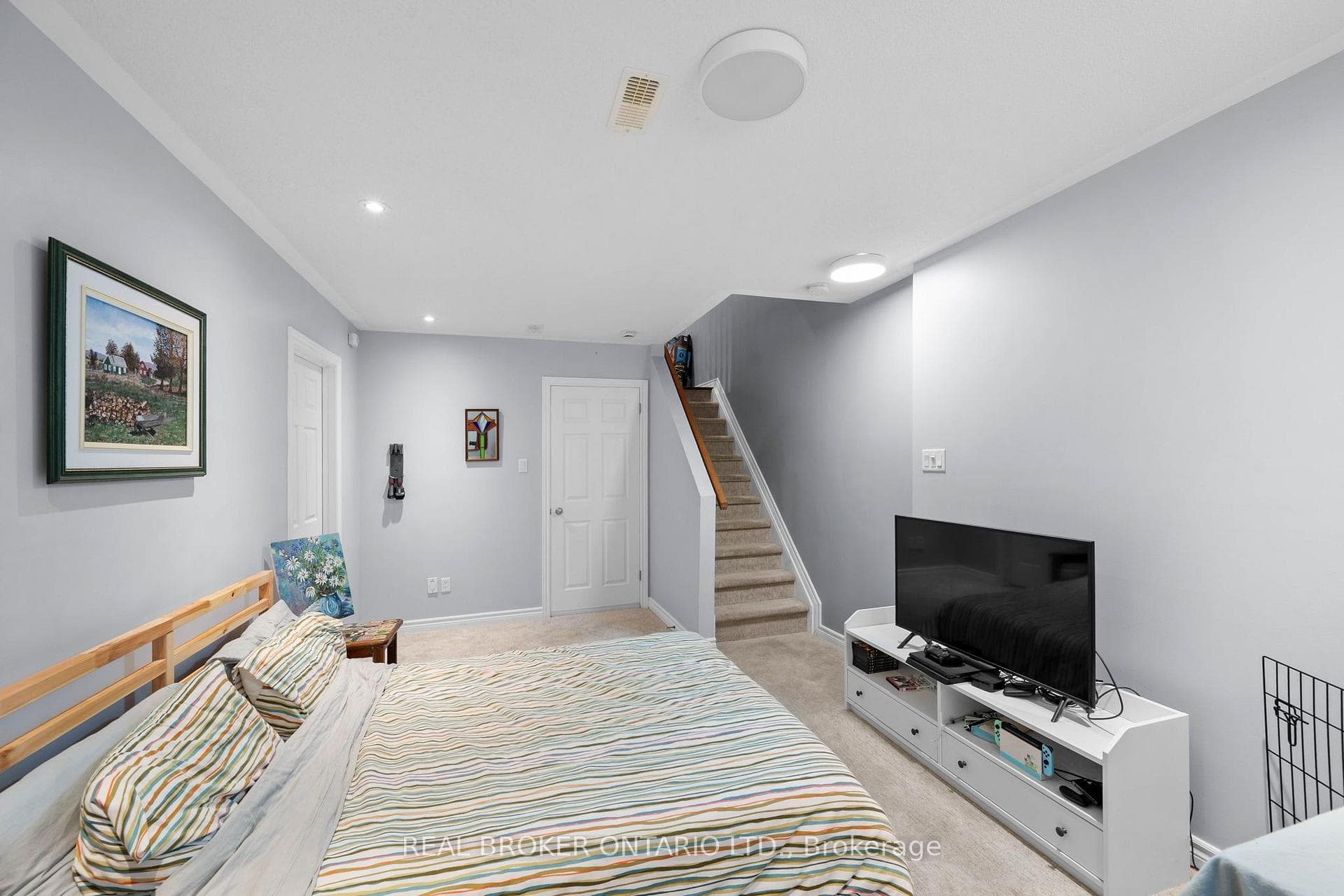 137 Marrissa Avenue photo 26
