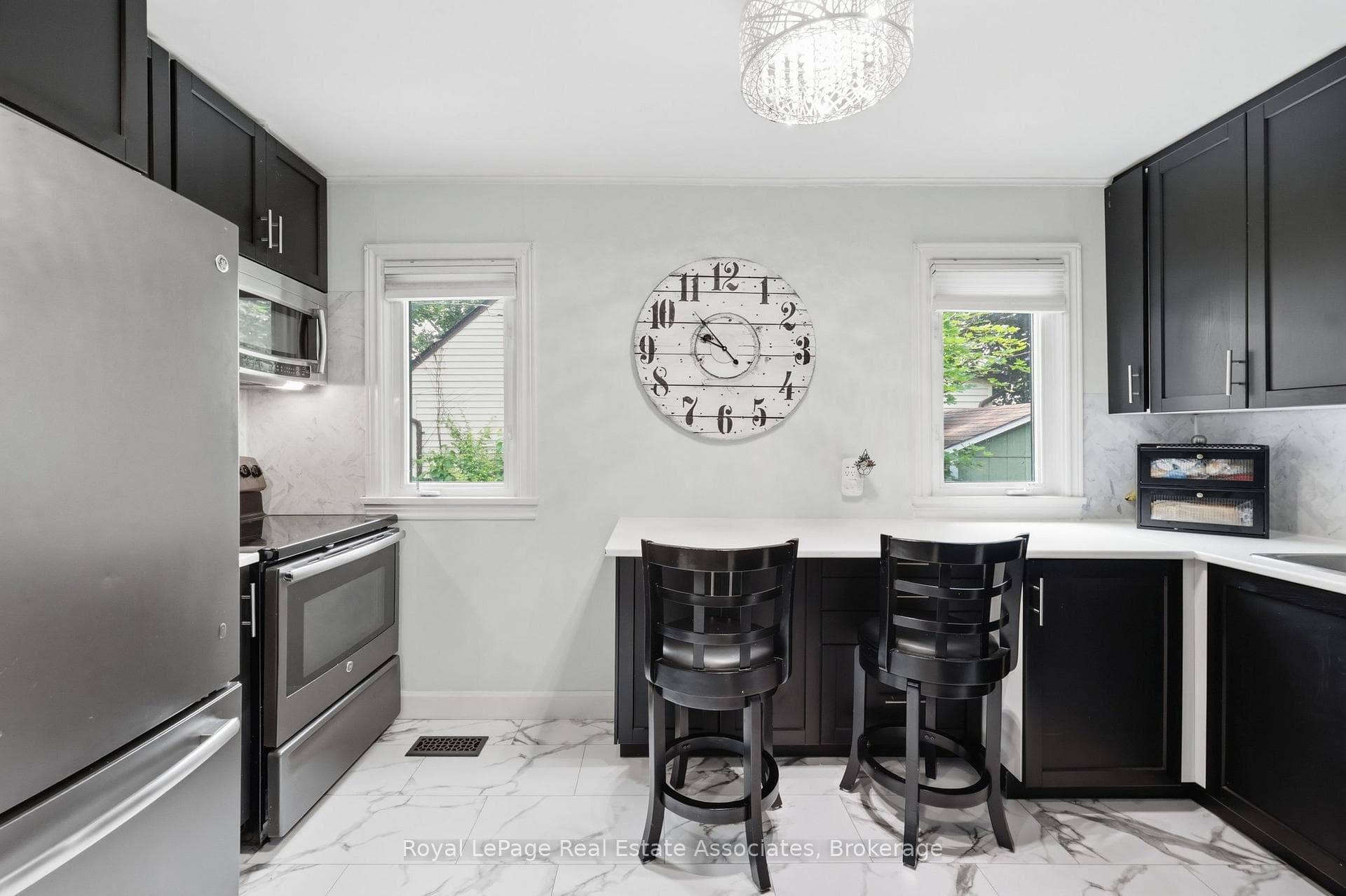21 Ridgewood Avenue photo 13