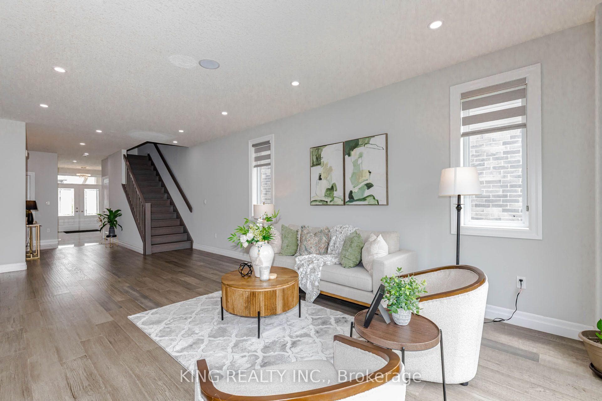 584 Chelton Road photo 11