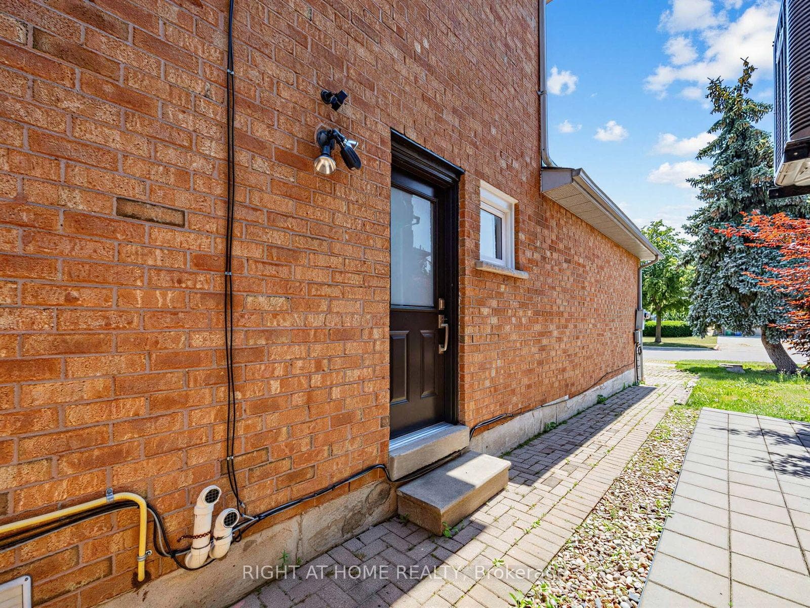 4236 Credit Pointe Drive photo 31