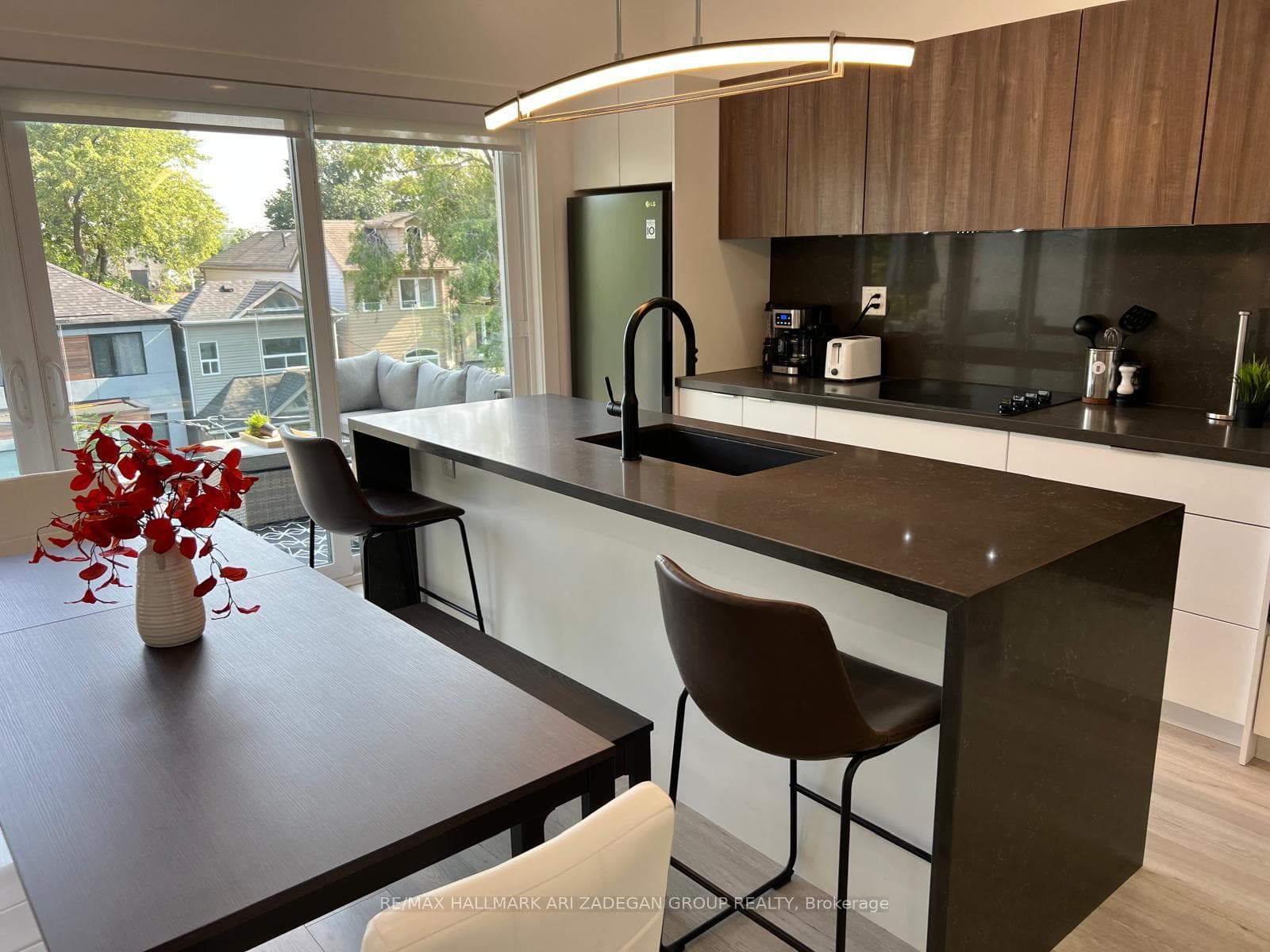 16 Minto Street Unit 3 photo 1