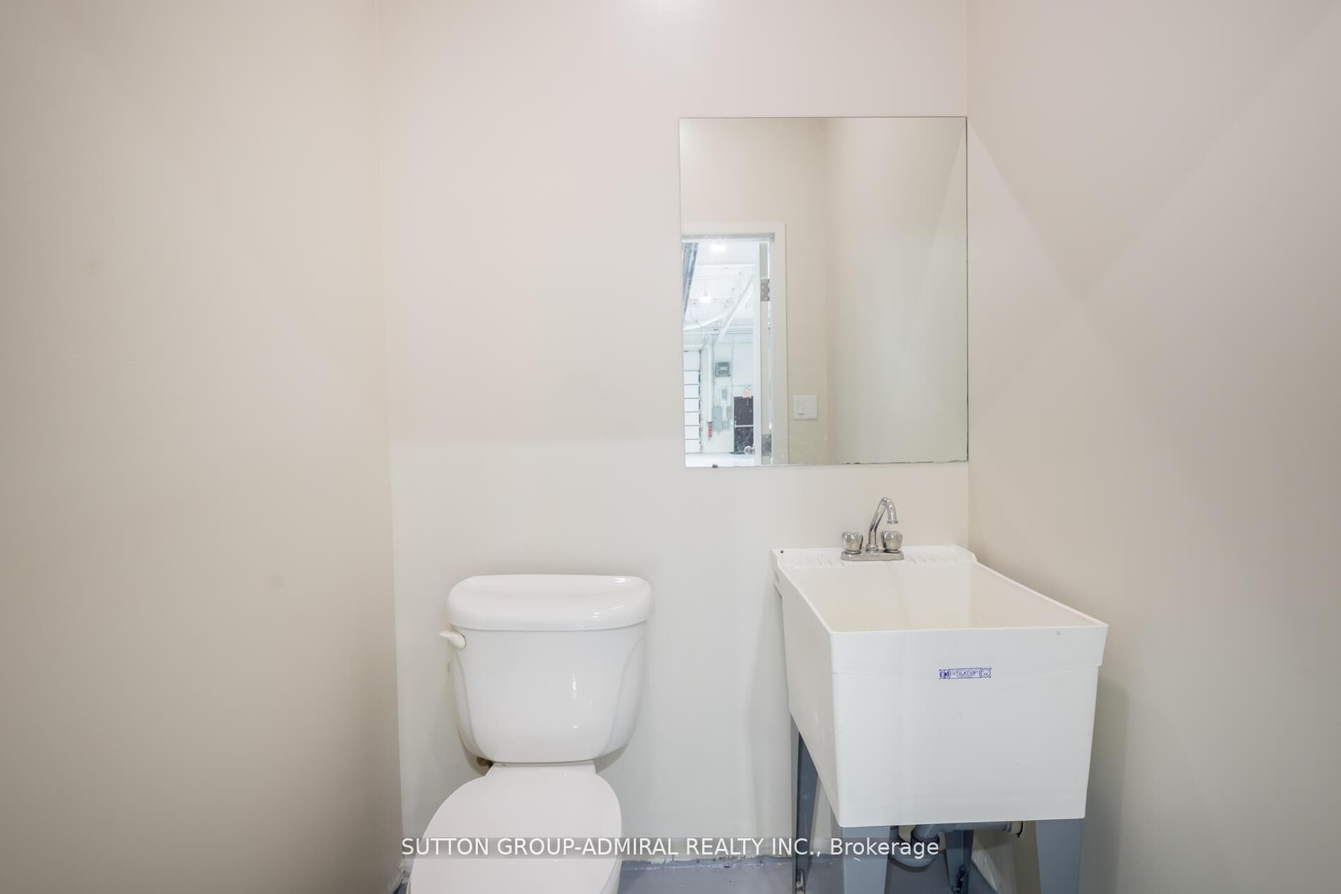 3300 Steeles Avenue Unit 14 photo 13
