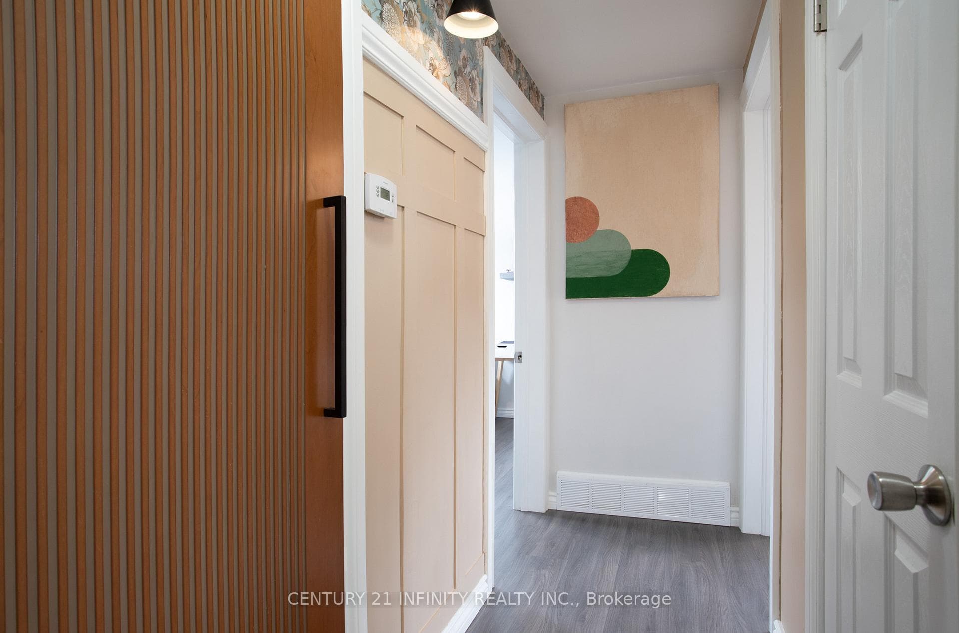 373 Grandview Street photo 18