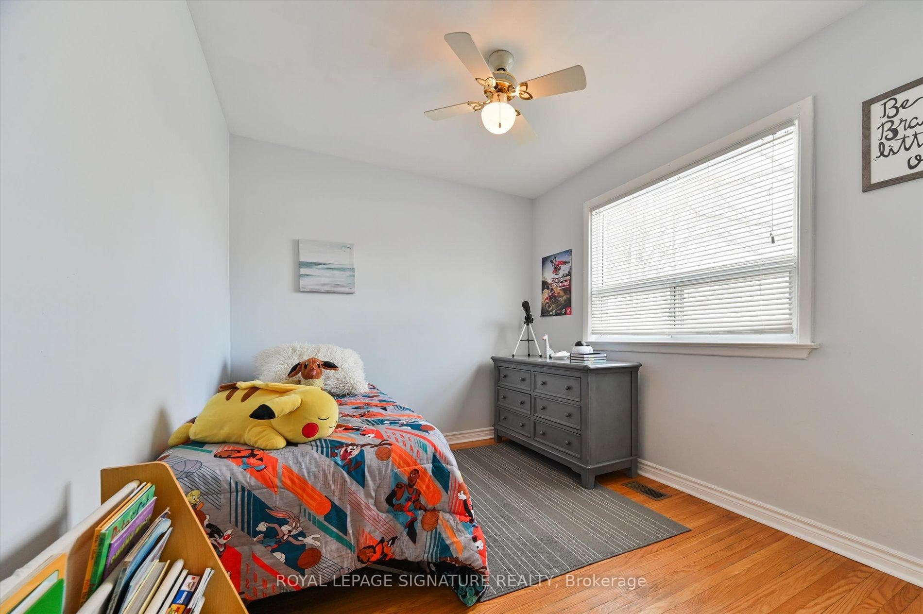 2nd bedroom