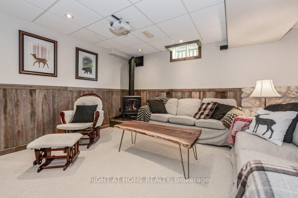 38 Elkin Court photo 25