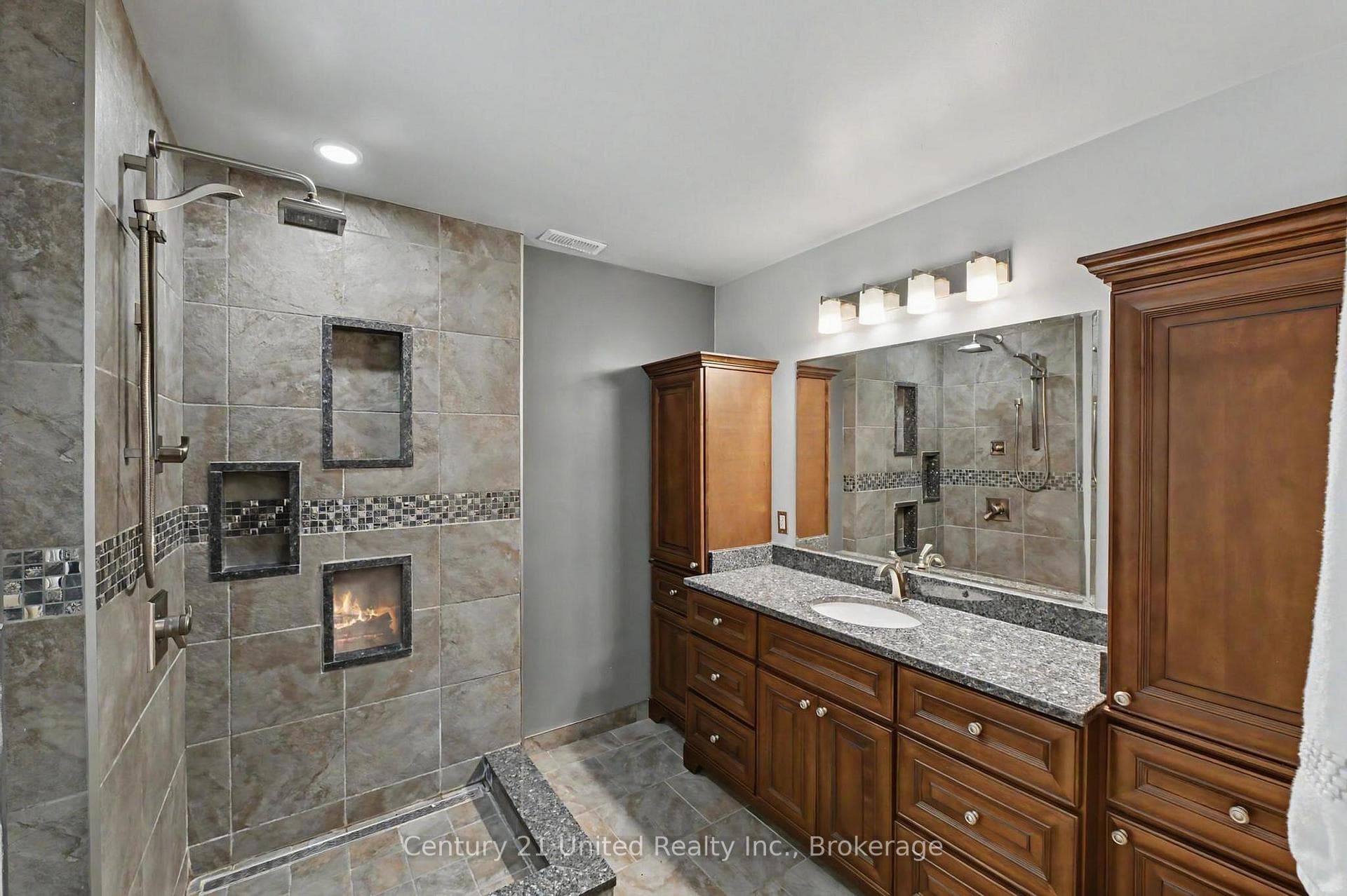 113 Sugarbush Crescent photo 19