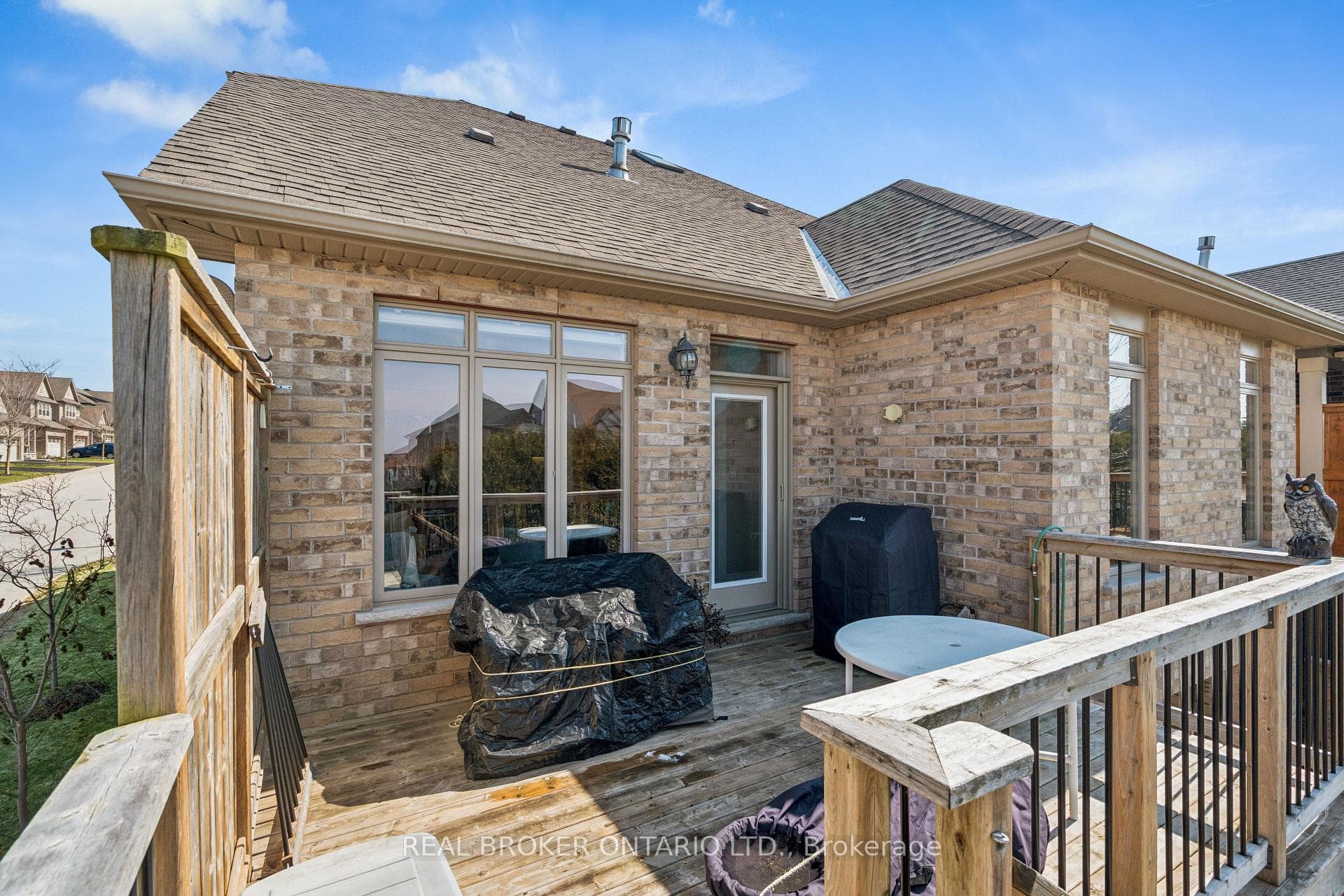10 Chestnut Drive photo 43