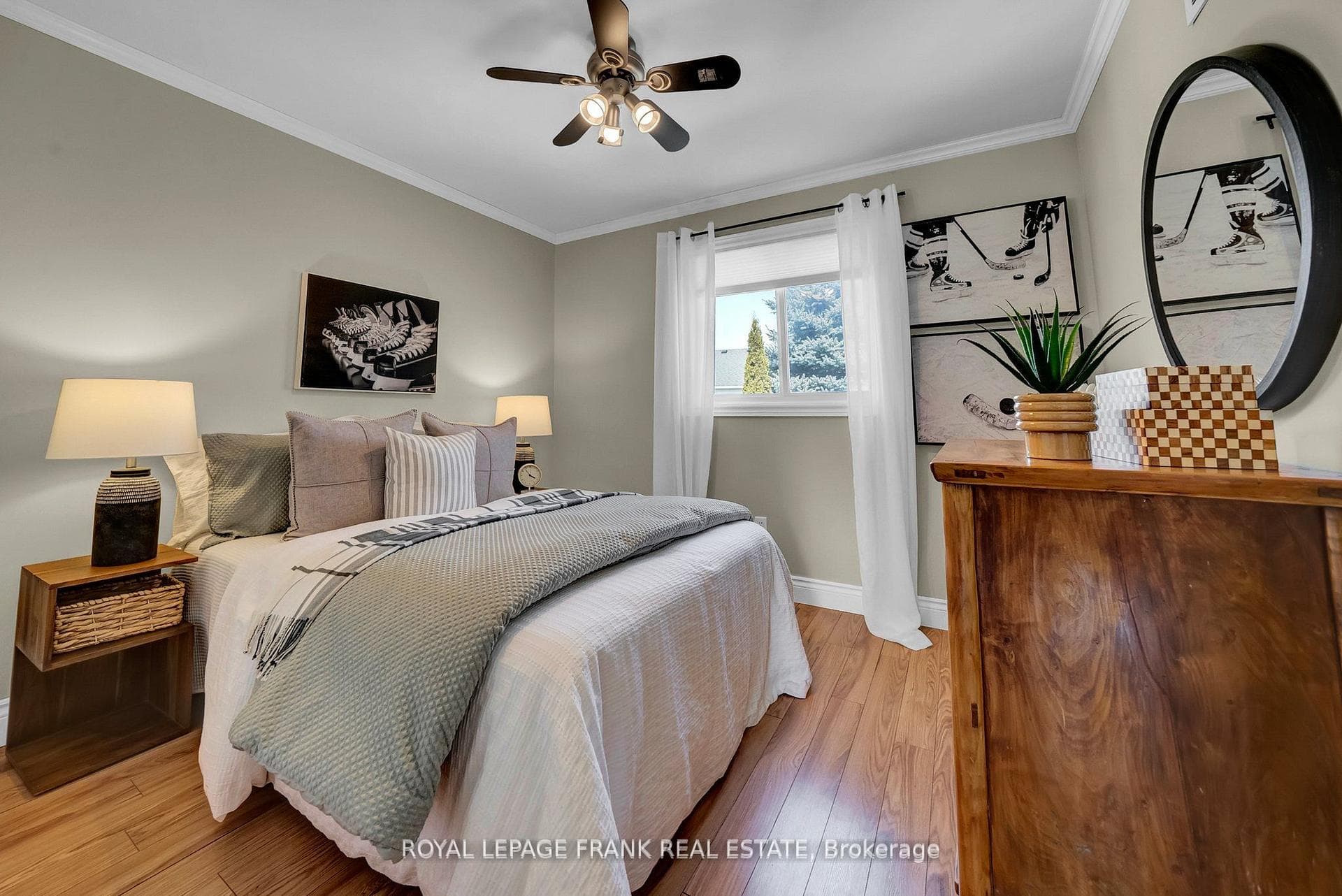 49 Hearthstone Crescent photo 18