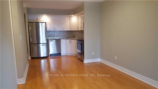 250 Wellington Street Unit 926 photo 3