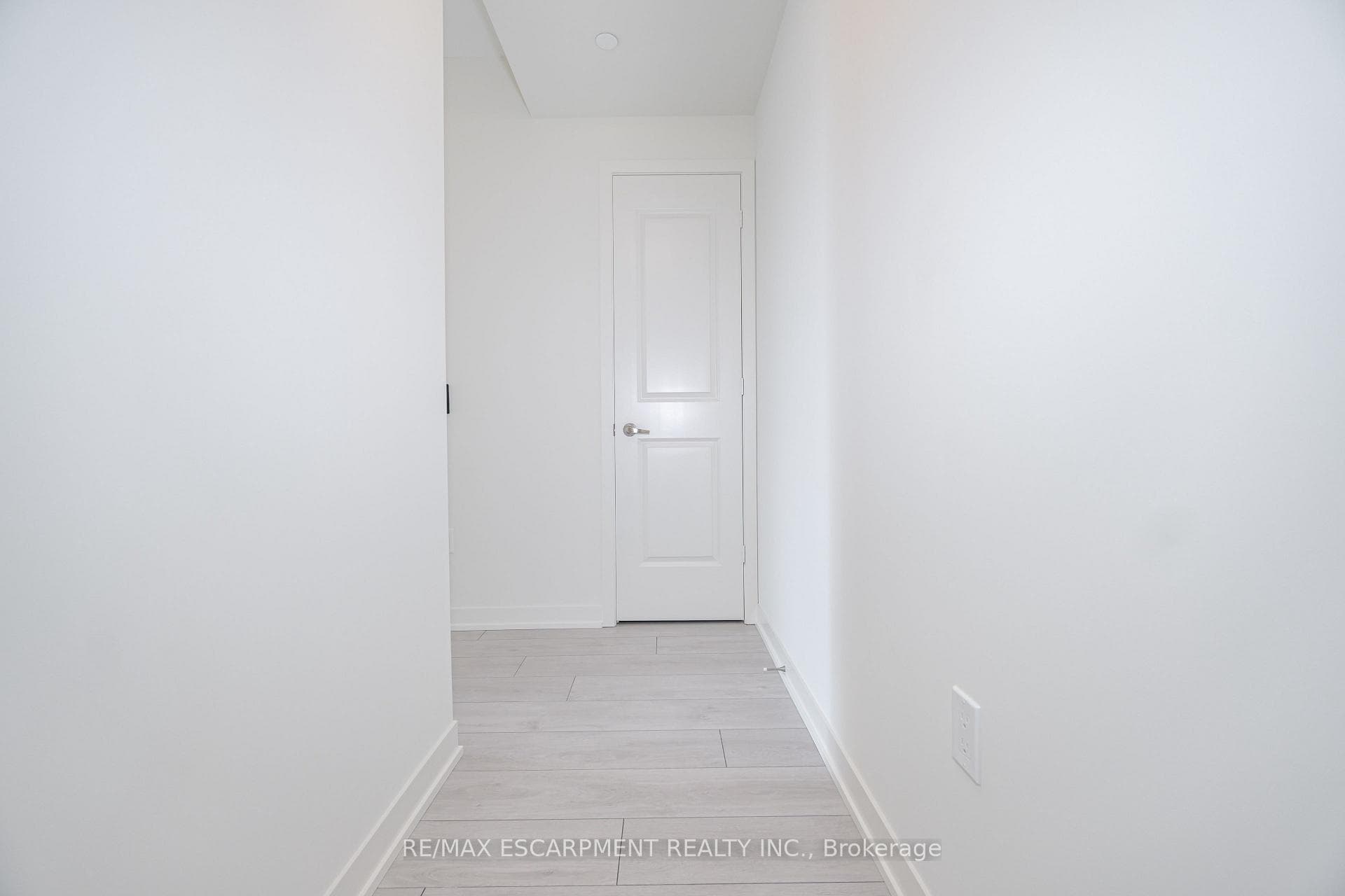 38 Annie Craig Drive Unit 1708 photo 7