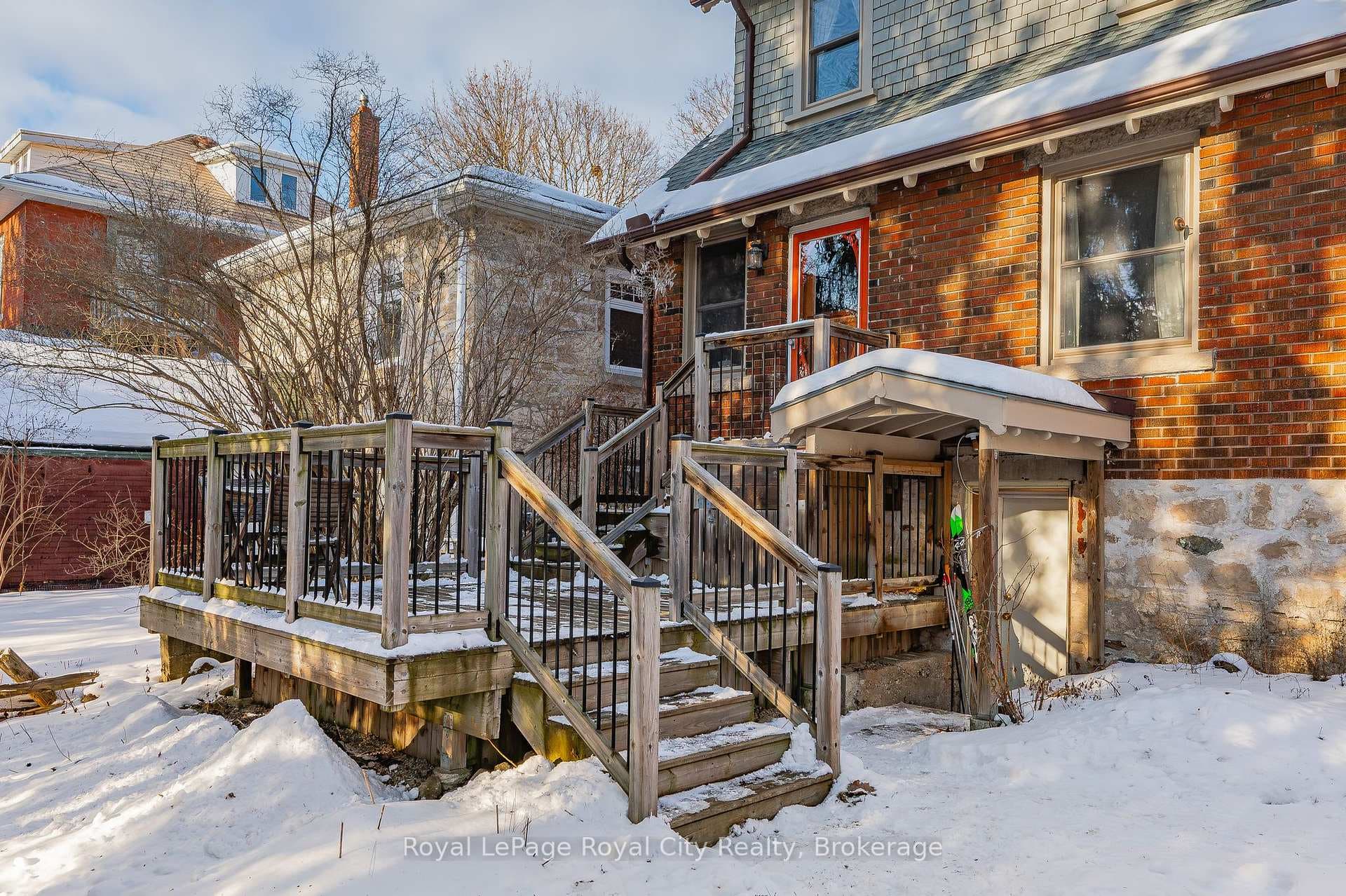 16 Mitchell Street photo 27