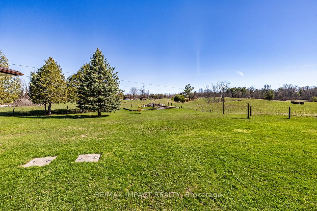 2517 North School Road photo 37