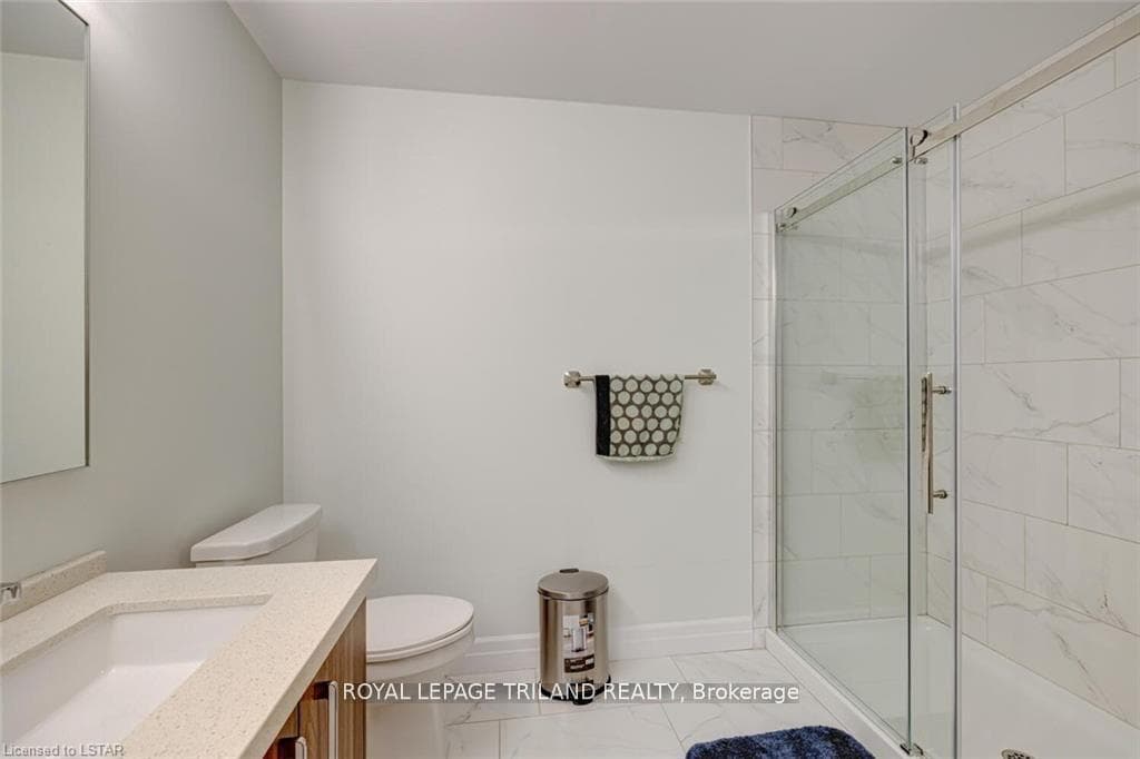 2610 SHEFFIELD Boulevard photo 26