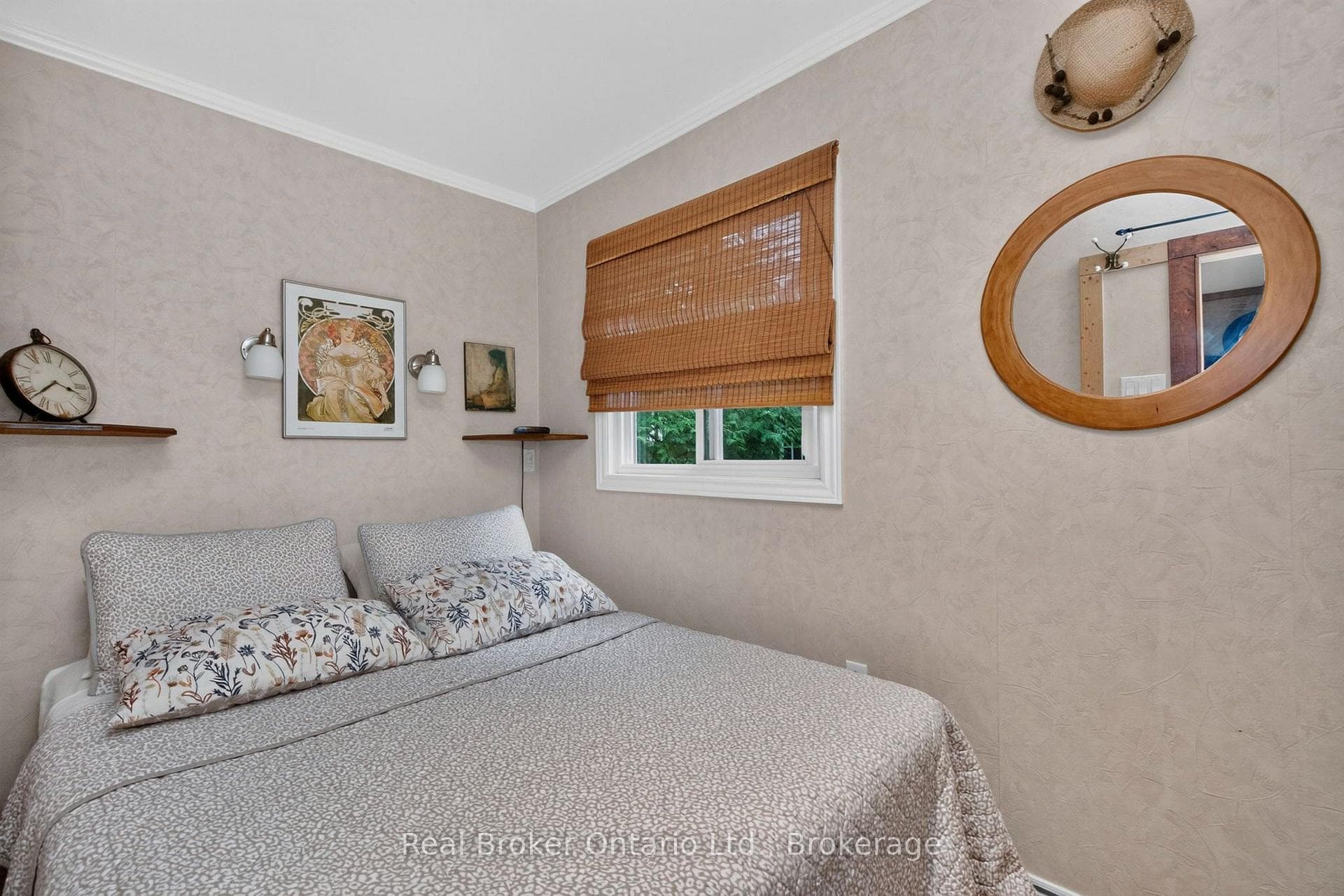 224 Tiny Beaches Road S Road photo 13