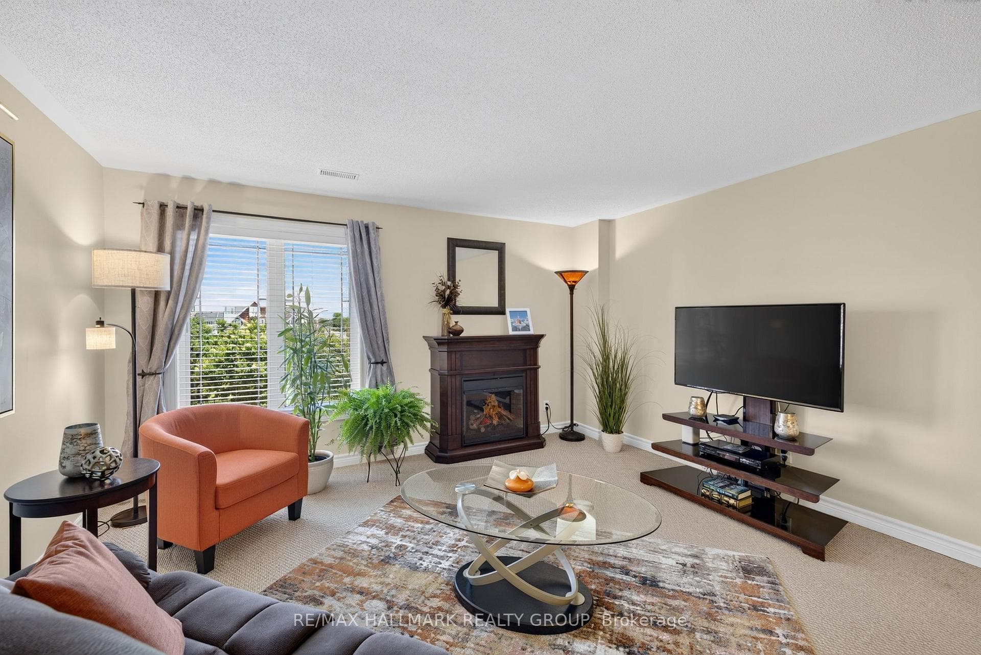581 Lakeridge Drive Unit 16 photo 9