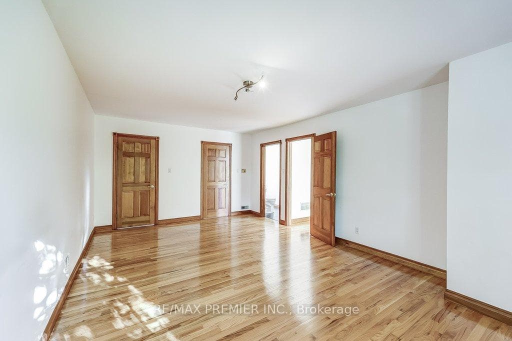 16 Woodvalley Drive photo 20