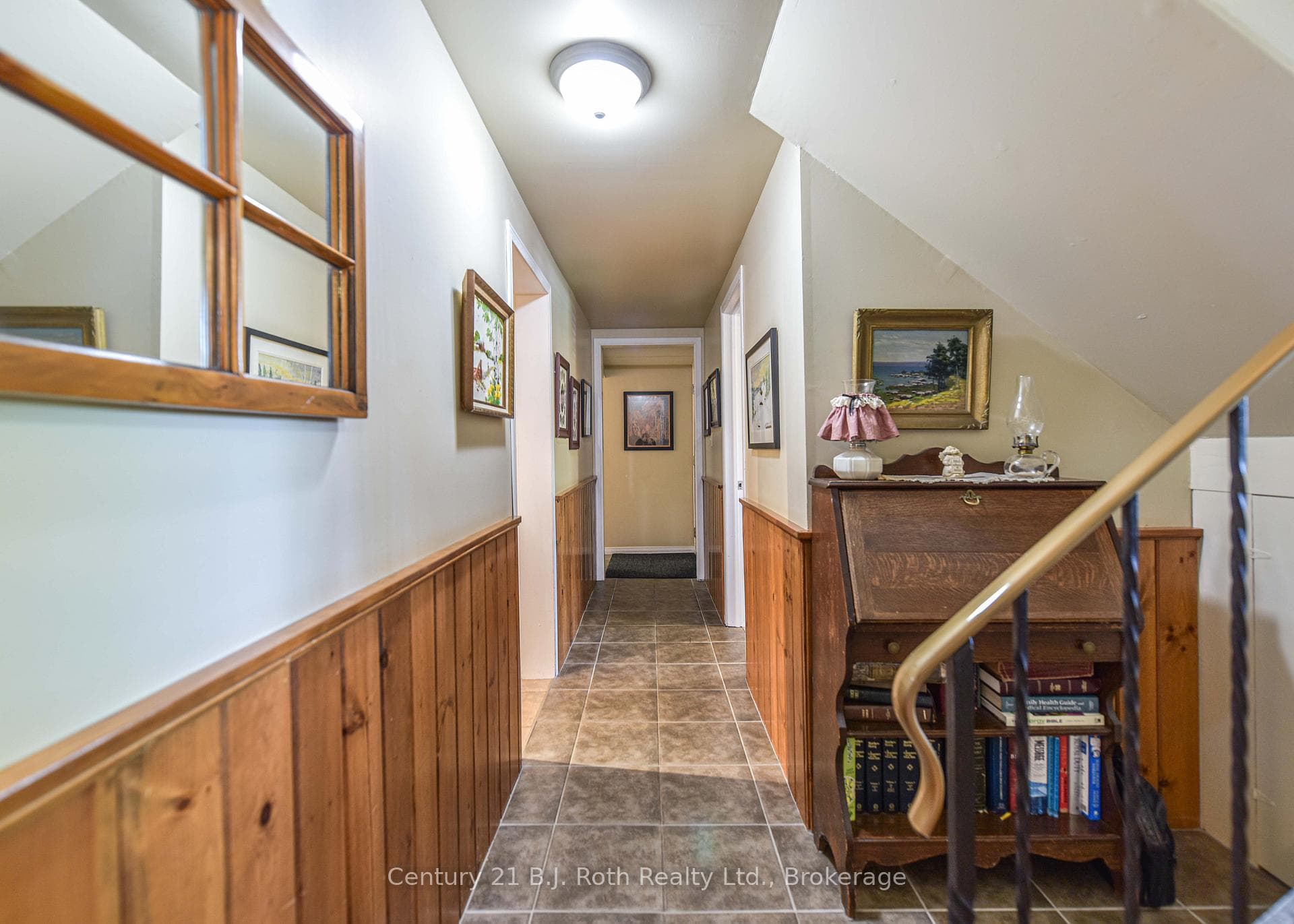 297 Matchedash Street photo 41