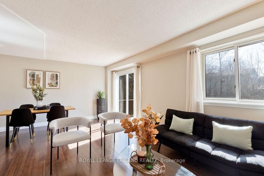 971 ADELAIDE Street Unit 56 photo 16