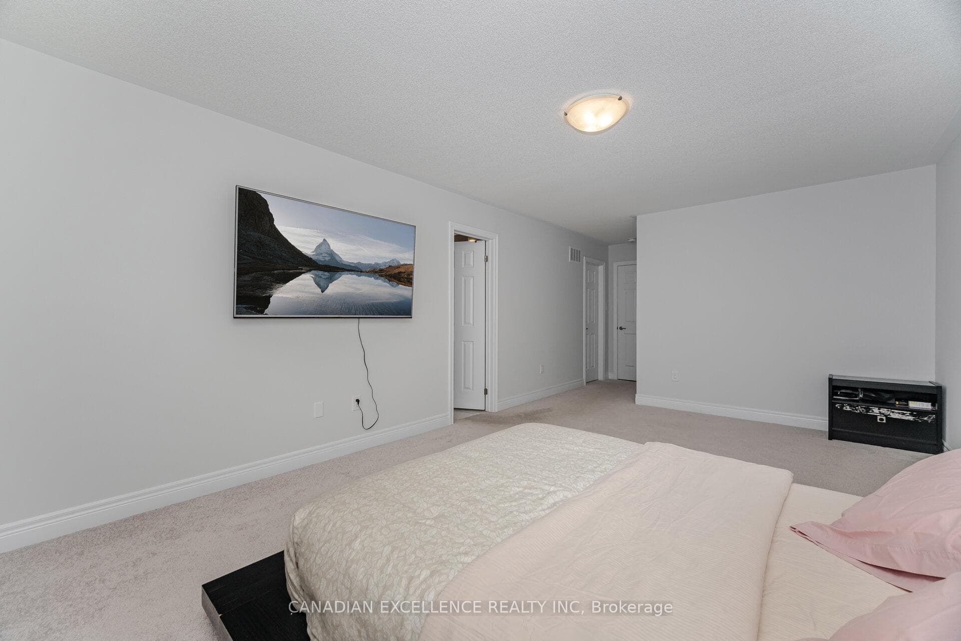 81 Branigan Crescent photo 24