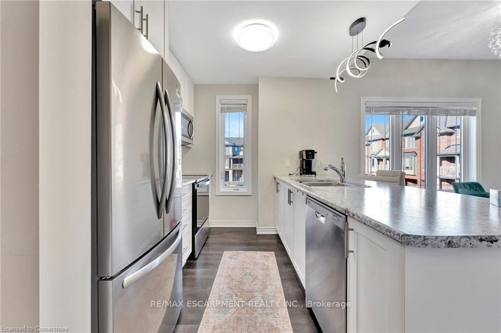 19 Picardy Drive Unit 31 photo 7
