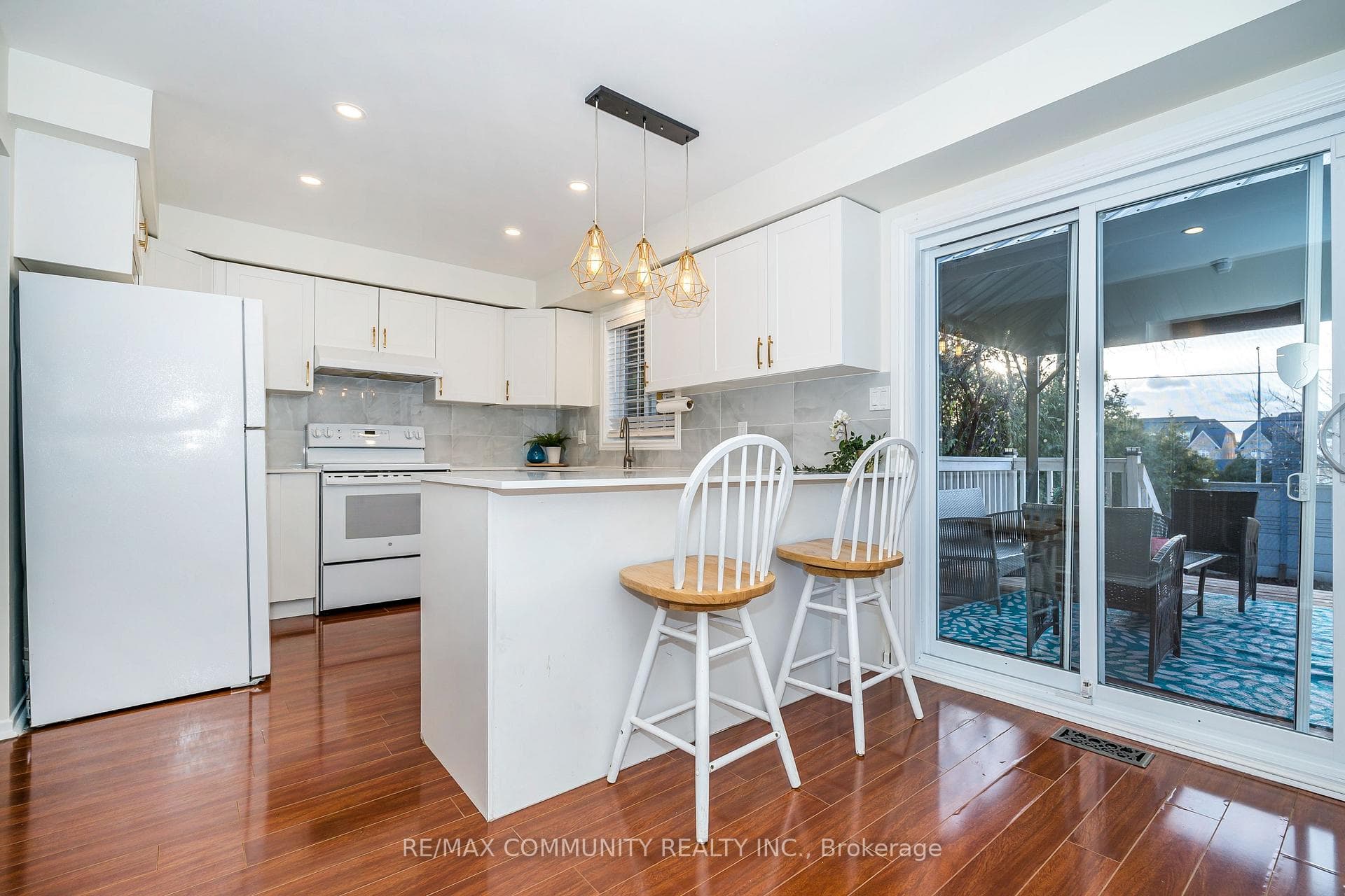 70 Tams Drive photo 8