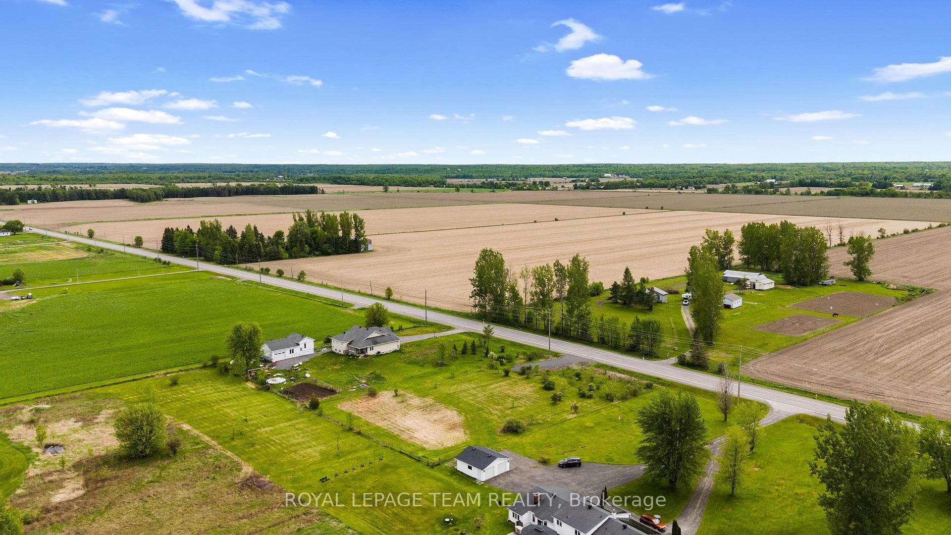 0 Dunrobin Road photo 15