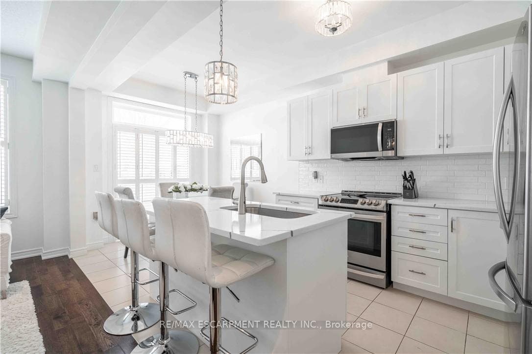 90 RAYMOND Road Unit 12 photo 16