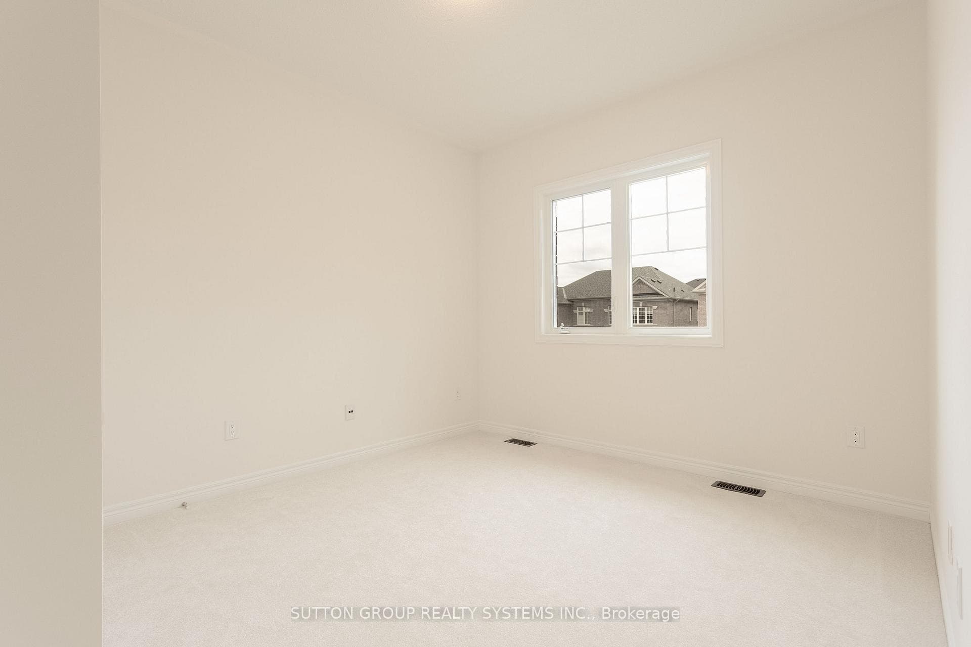 96 Kenesky Drive photo 28