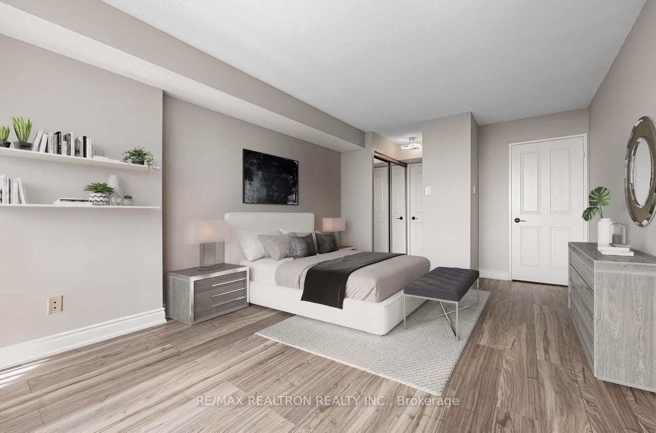1121 Steeles Avenue Unit 1412 photo 18