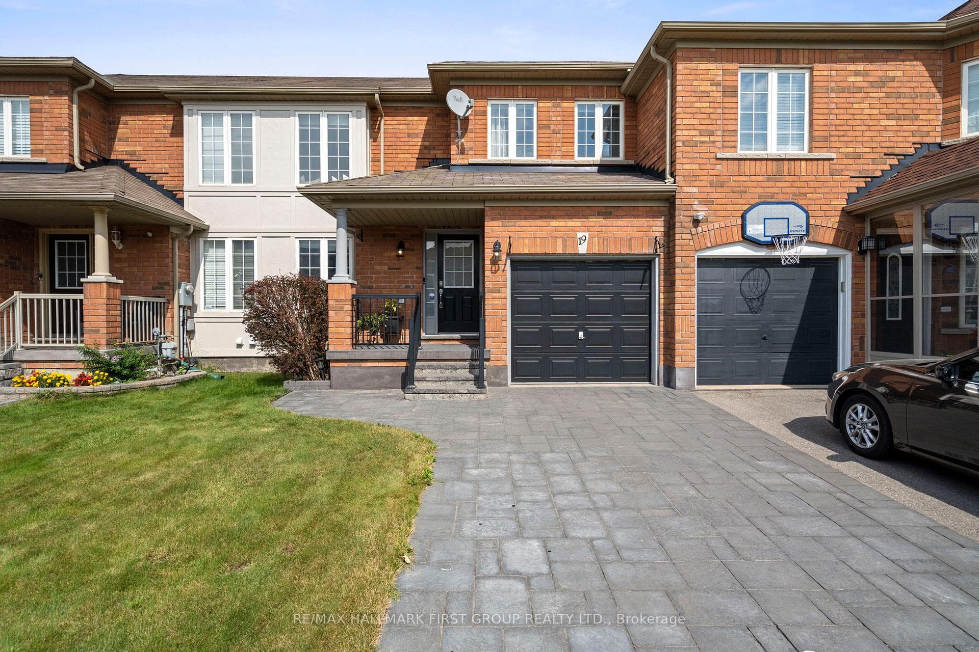 19 Edenfield Street photo 2