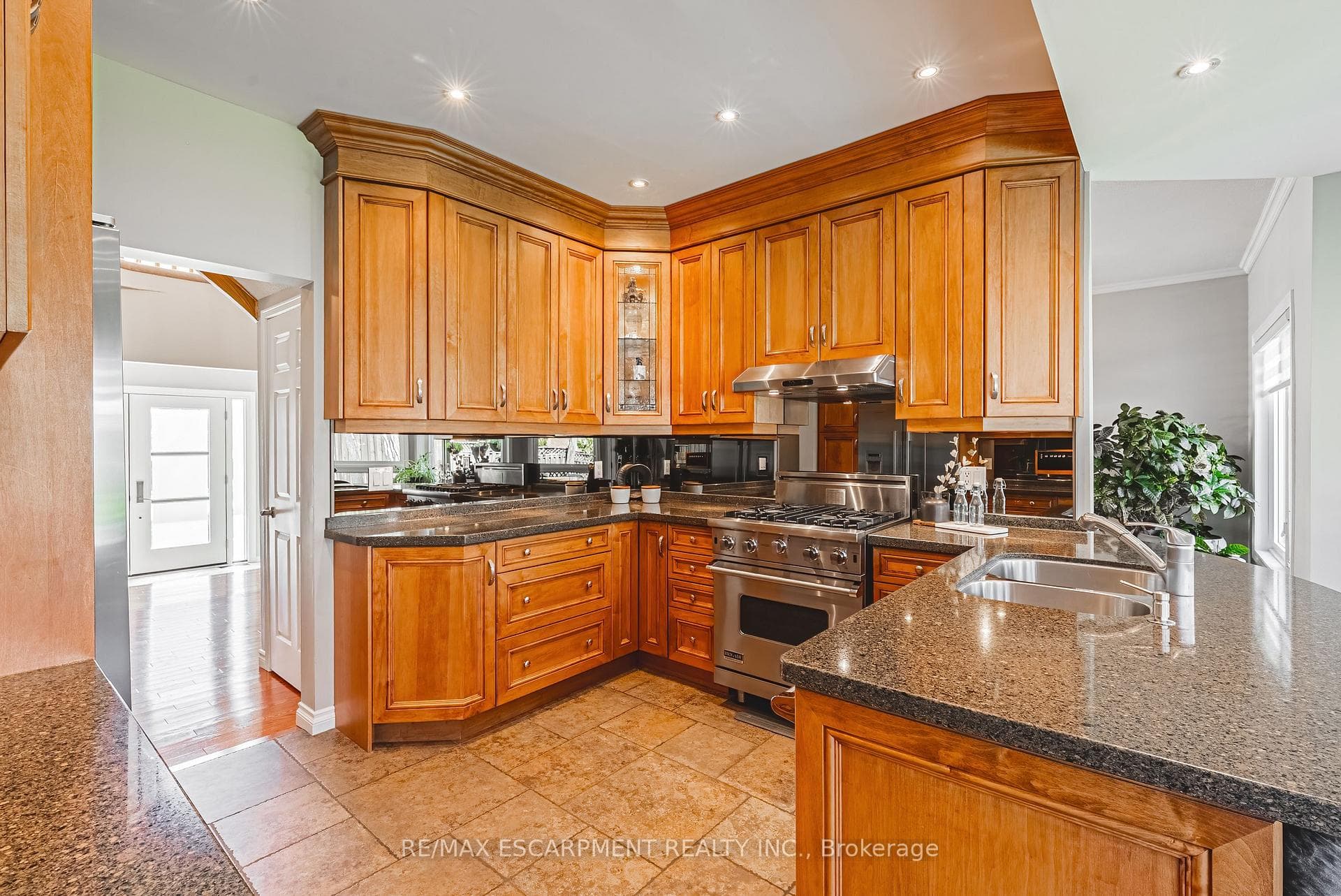 10 Morrison Creek Crescent photo 10