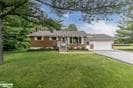 1043 Pinegrove Road photo 1