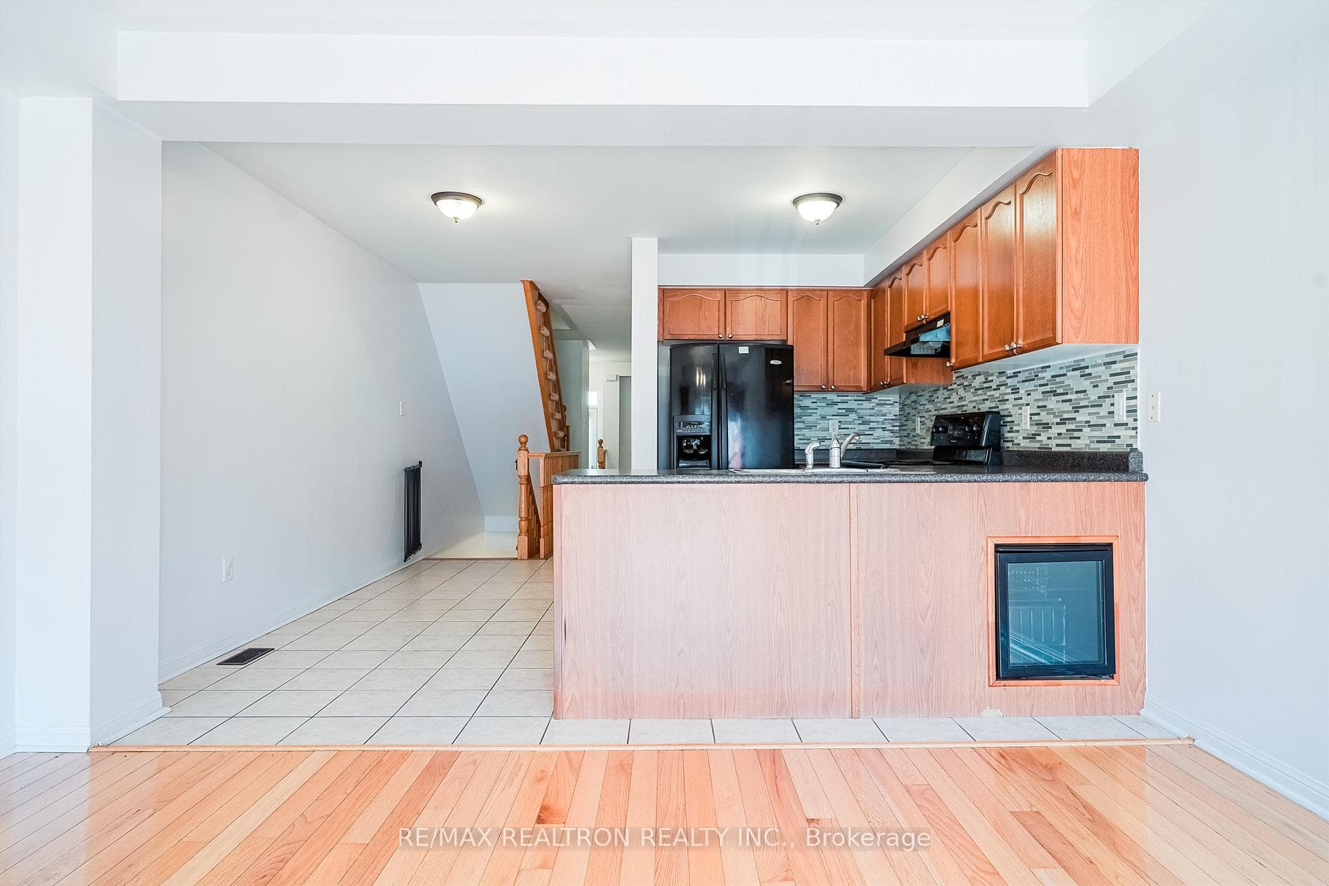 19 Coyote Crescent photo 14