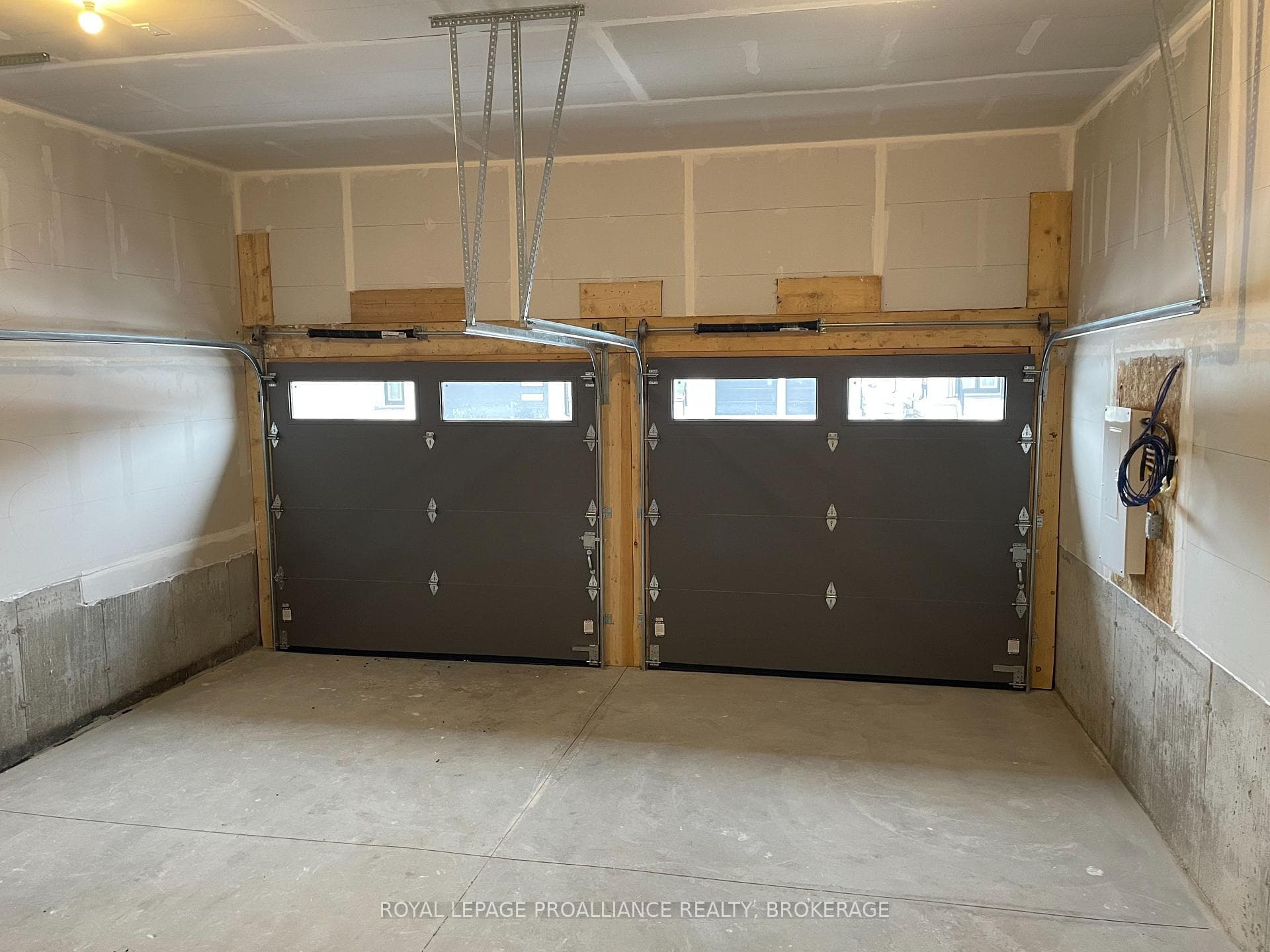 69 Dusenbury Drive photo 23